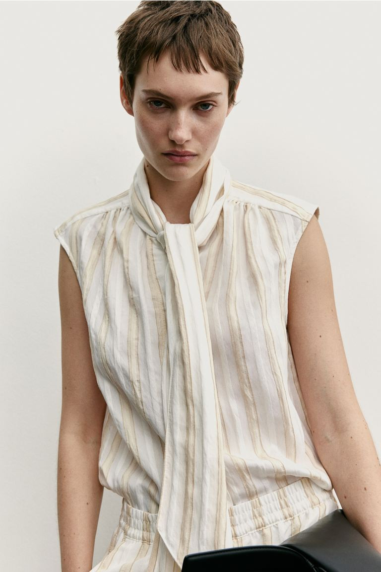 Tie-neck Blouse - Sleeveless - Regular length - White/light beige striped - Ladies | H&M US | H&M (US + CA)