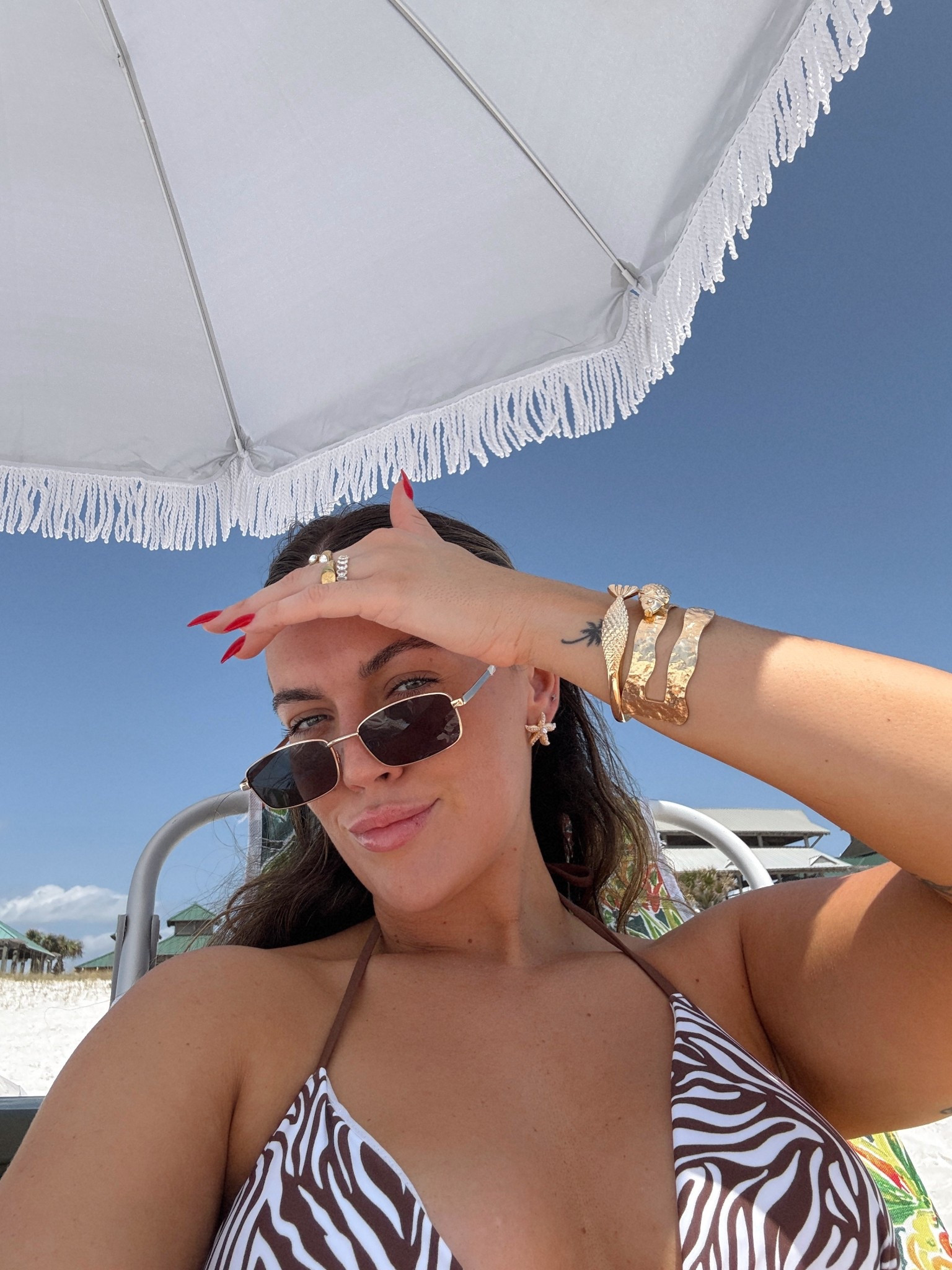 Beach day 🌴 loving this Abercrombie swimsuit! @abercrombie

Abercrombie
Swimsuit
Pool day
Beach day
Umbrella 
Beach essentials
Beach umbrella
Jewelry
Beach outfitt

#LTKFindsUnder50 #LTKSeasonal #LTKStyleTip