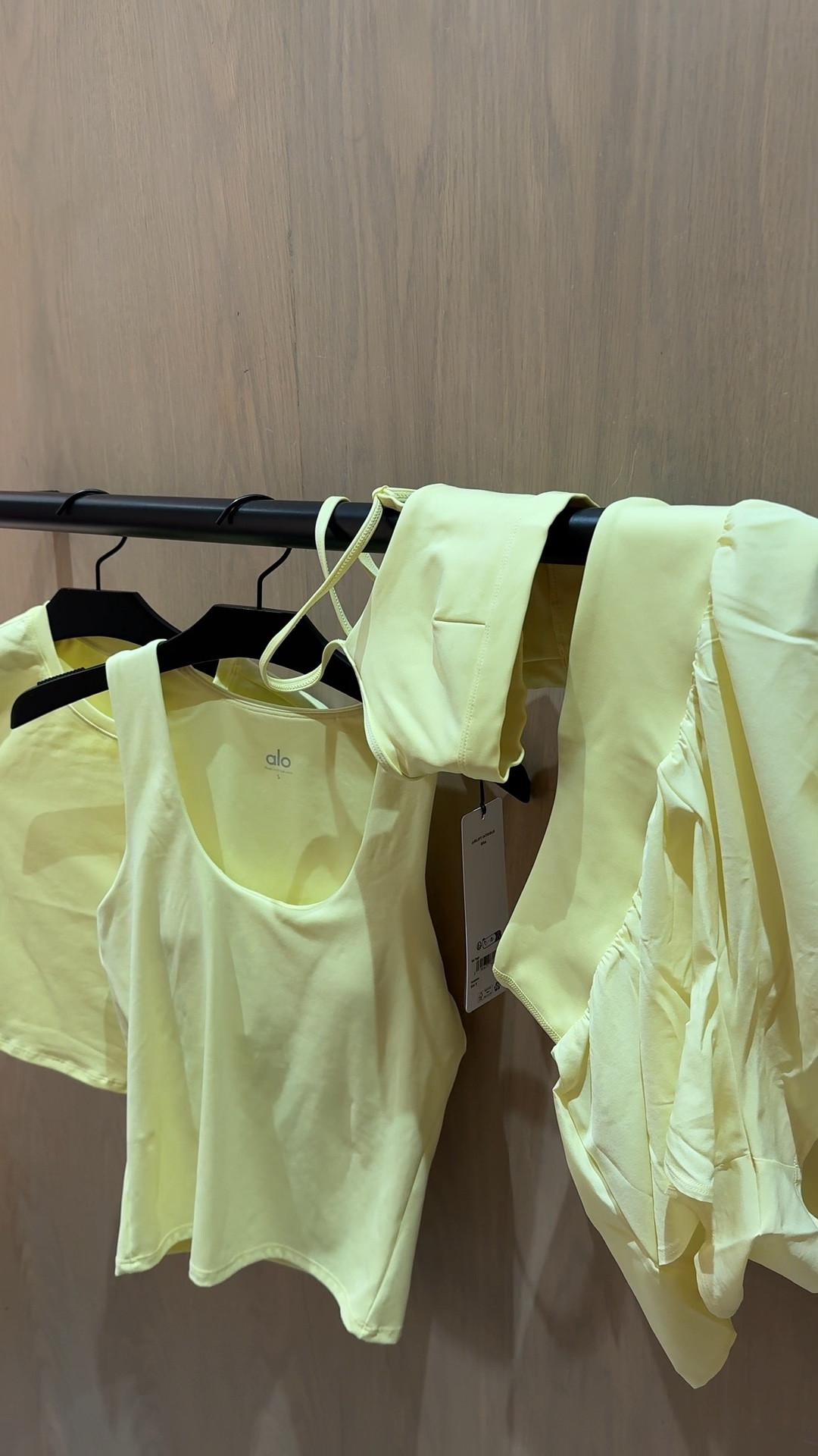 Sunshine yellow from Alo! This yellow color is so bright and fun for the warmer months! So many options!

#LTKActive #LTKootd #LTKfitnessgoals