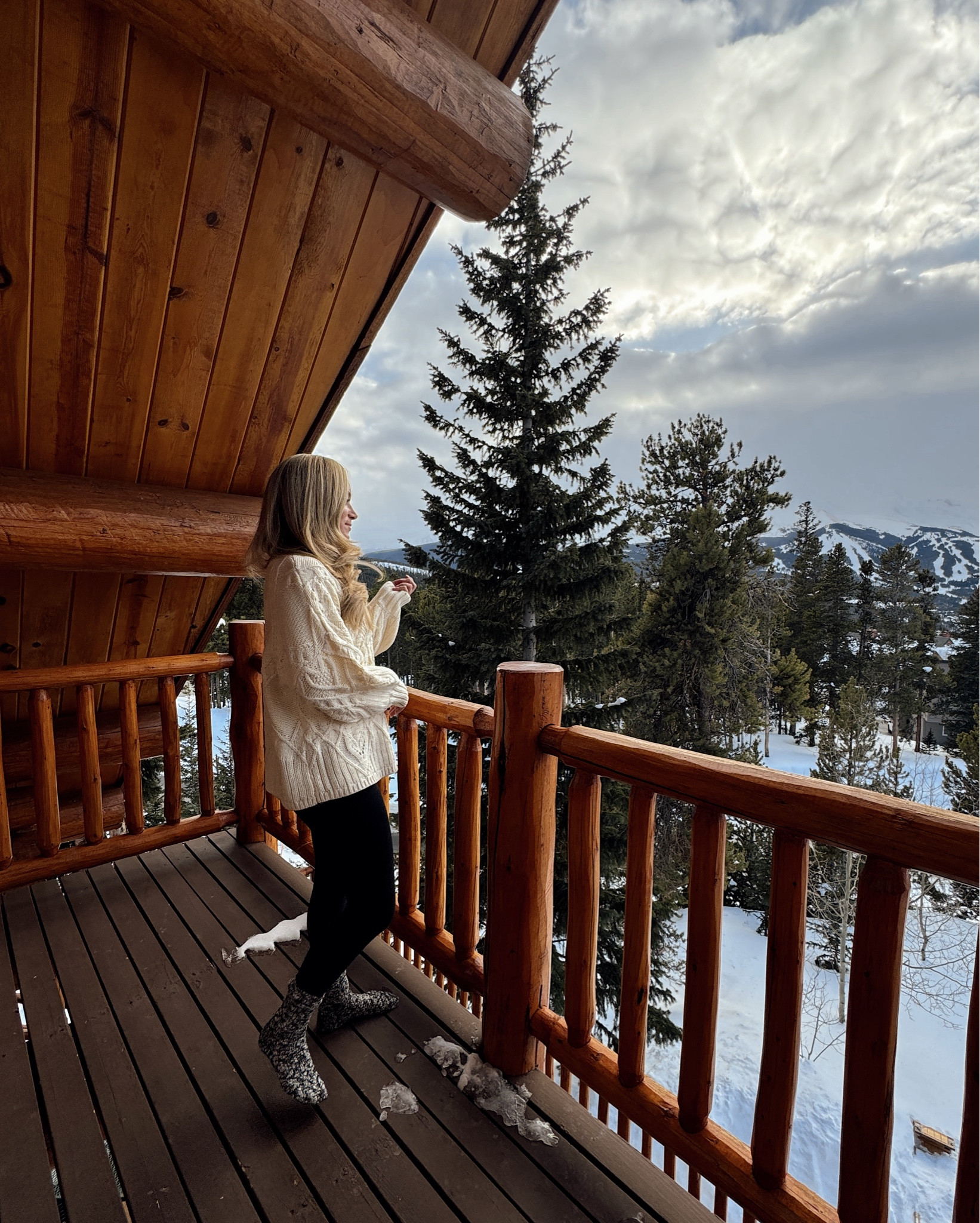 Cozy winter fit in an oversized knit sweater & Spanx leggings 

#LTKSeasonal