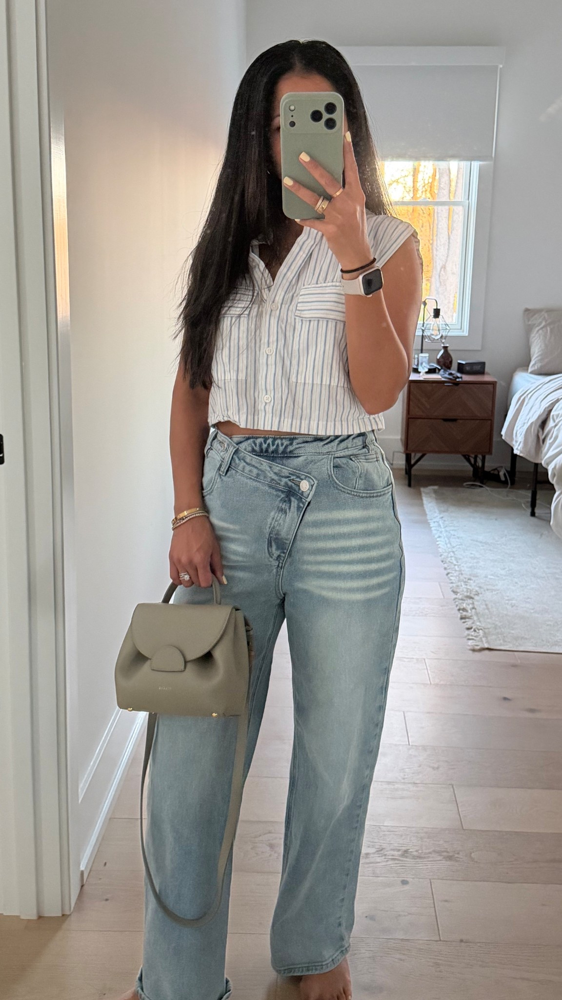 #LTKootd #LTKMidsize #LTKmomlife