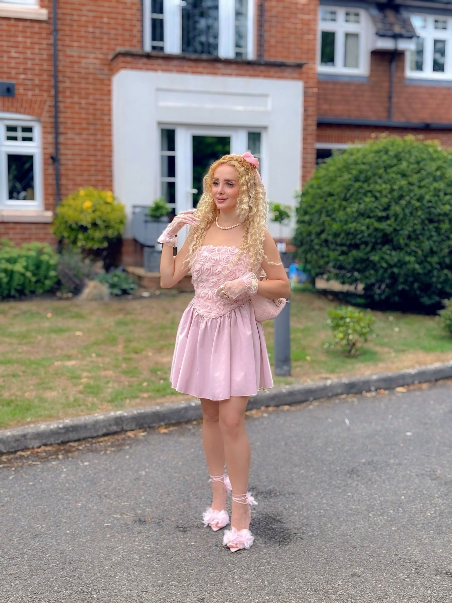 Pink mini dress for dinner or special occasions 💗🎀

#LTKeurope #LTKsummer #LTKuk