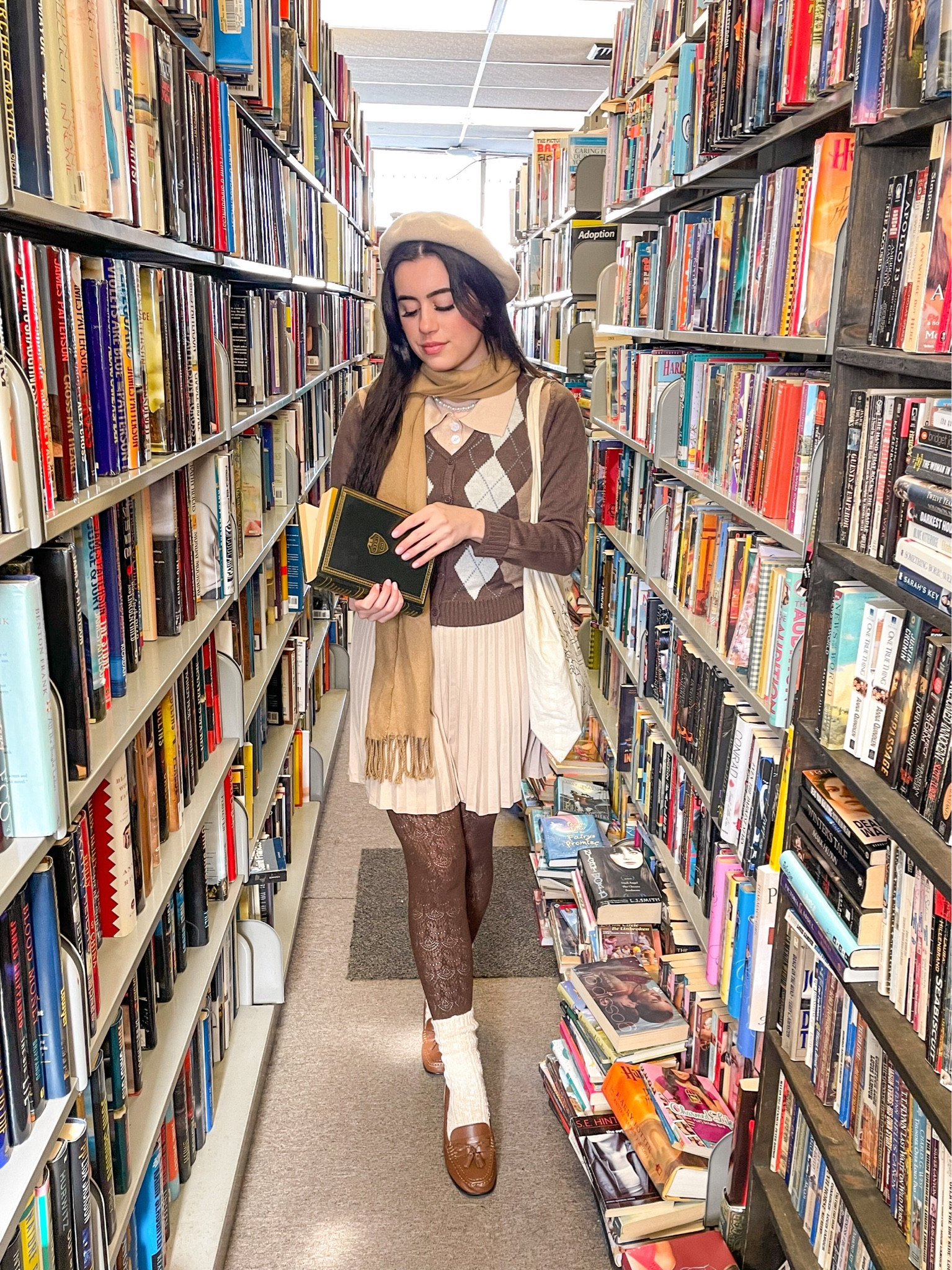 Fall outfits & bookstore trips 📚🍂 

#LTKSeasonal #LTKstyletip #LTKfindsunder100