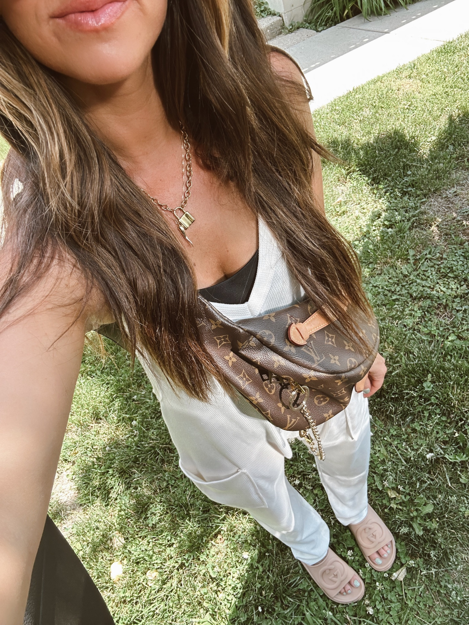 It was a great day🌞💦 Photoshoot for @sheisbtq lunch with the kids and lots of swimming🌸 Comment ME for outfit details! #sheisbtq

#LTKstyletip