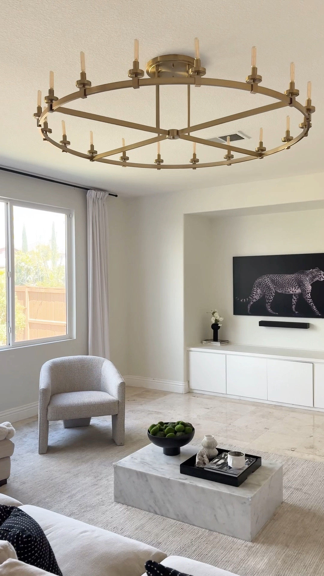 Go big or...
This chandelier is 5ft long. It
makes such a statement and impact with the sheer size of it. A sure fire way to add luxe to any space. 💫
#livingroomlighting #lightingdesigner #lightingideas #lightinginspiration #lightinginspo #livingroomdetails

#LTKHome