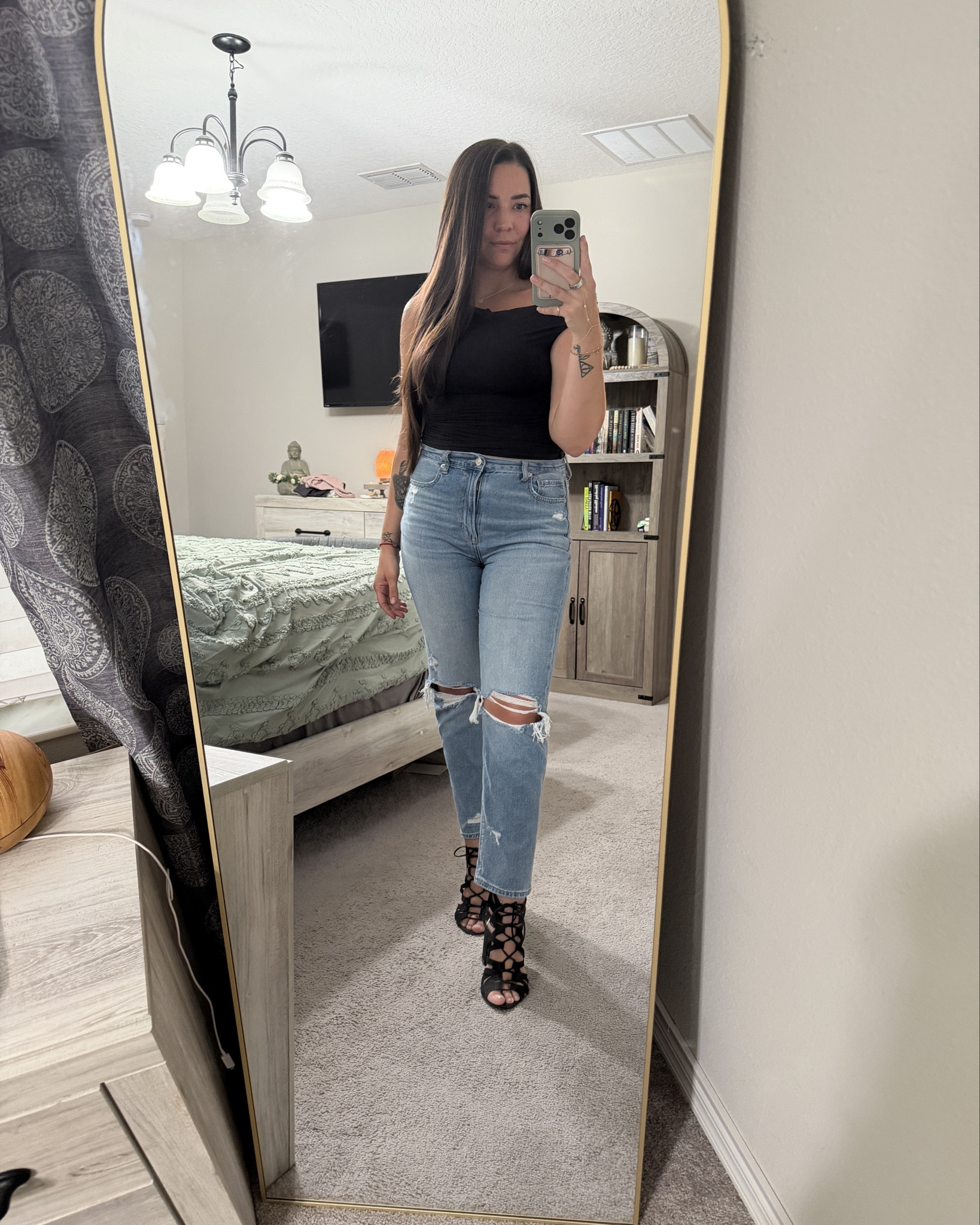 #DateNightOutfit #GirlsNightOut 

#LTKmomlife #LTKMidsize #LTKootd