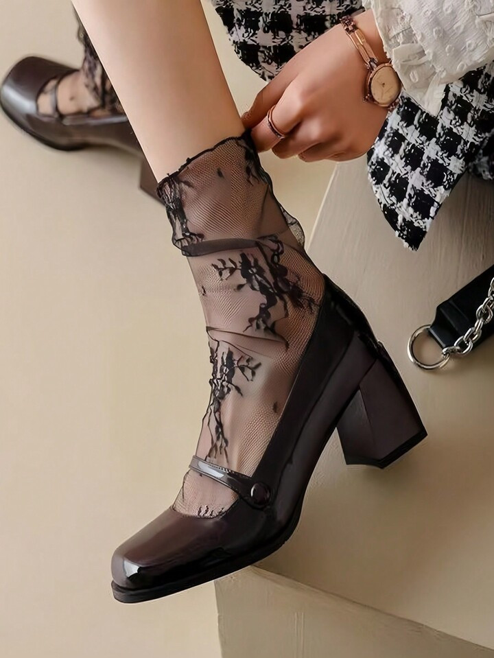 1pair Women Black & White Mid-Calf Lace Socks With Ruffle Trims, Summer Mesh Stockings | SHEIN