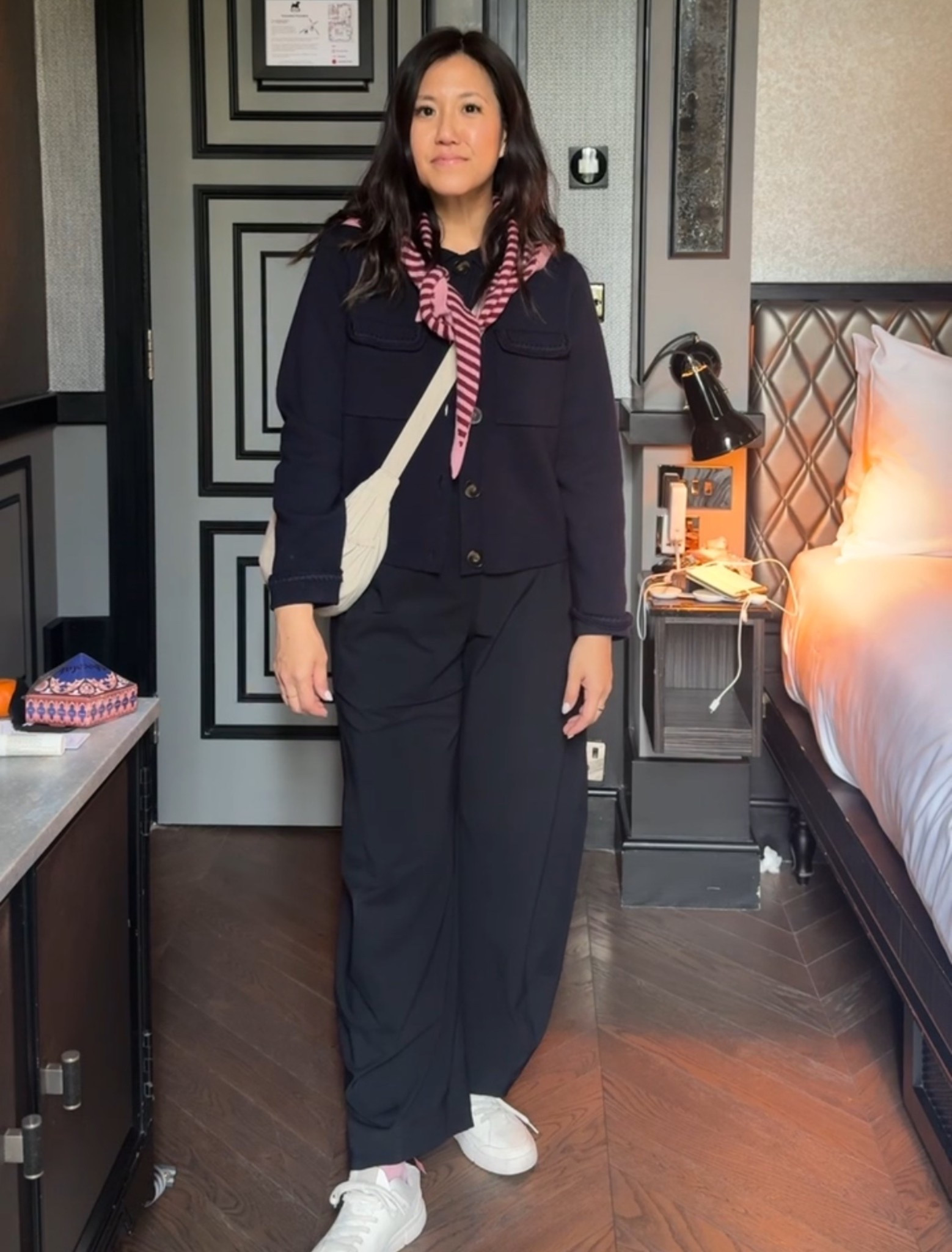 navy Betty + black Ruti pants for a day of walking in London 

#LTKgrwm #LTKmomlife #LTKootd