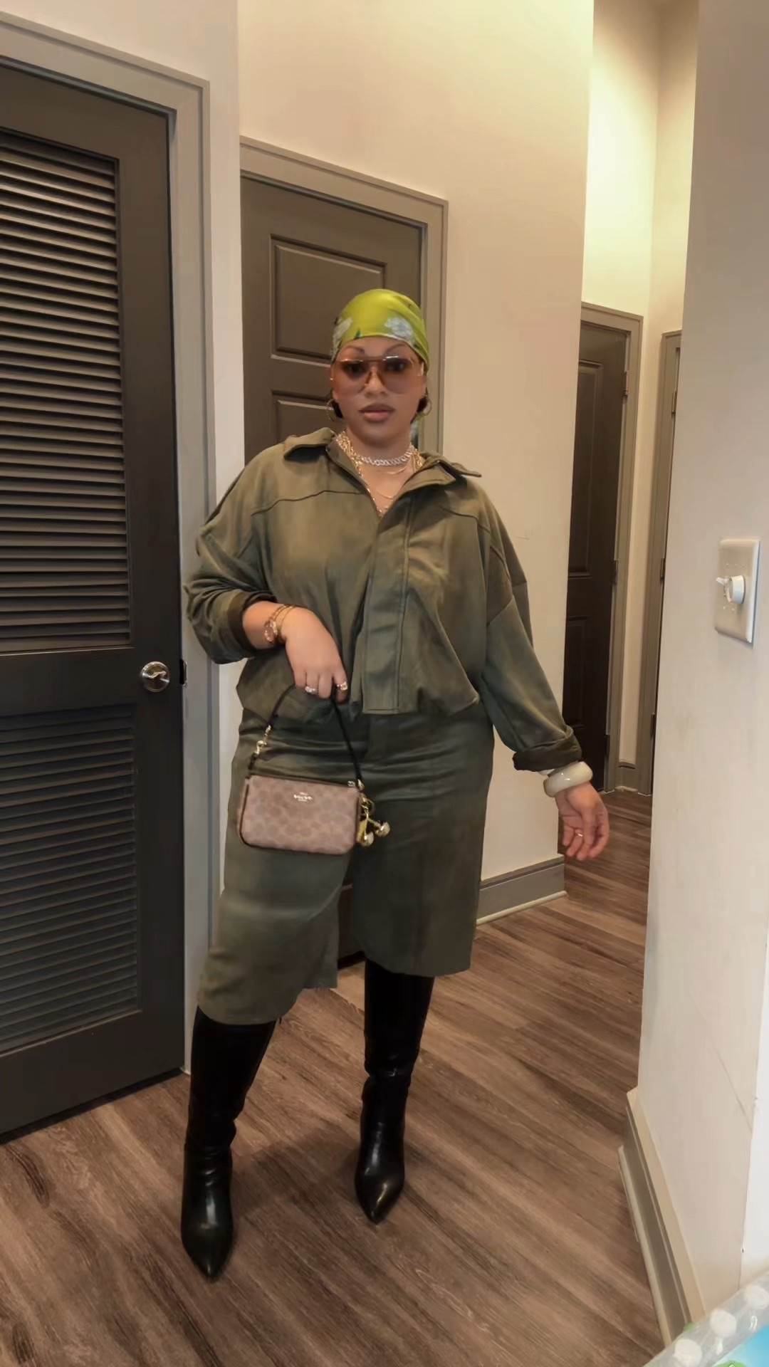 It’s nasty outside 🌧️

•
•
•

#fyp #fitinspo #OOTD #brunchoutfit #boots #jorts #boots #scarves #accessories 

#LTKMidsize #LTKootd #LTKgrwm