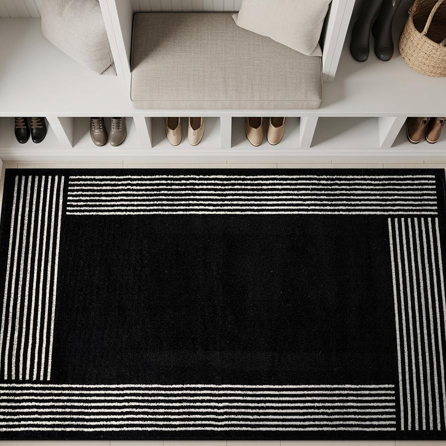 Rugshop Modern Bordered Minimal Area Rug for Living Room Black 4' x 6' | Amazon (US)