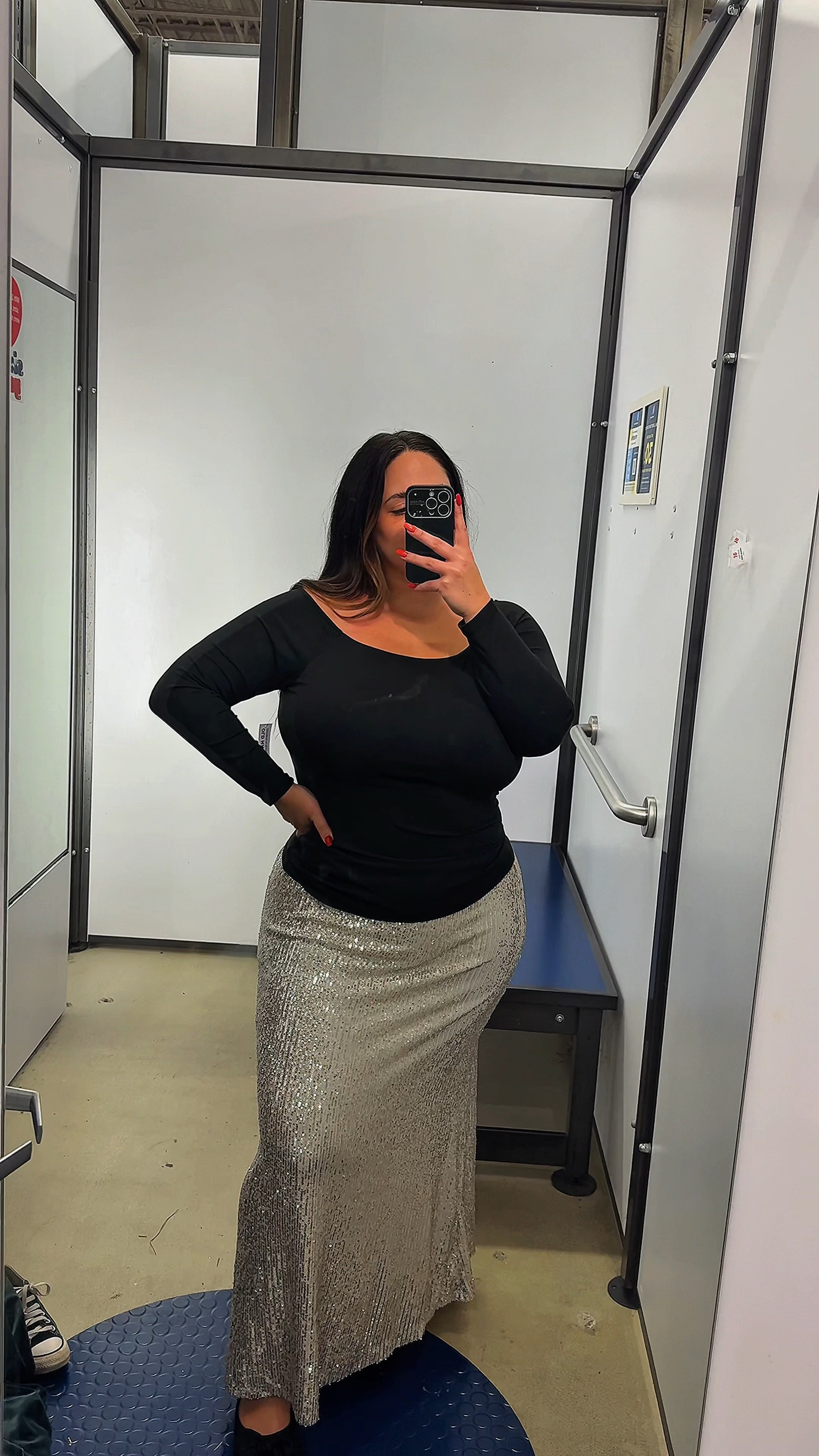 HOLIDAY OUTFIT INSPO ON SALE AT OLD NAVY! 

All pieces are shown in size XL, jeans are shown in size 16. 

The metallic jeans are the OG straight, I would have preferred the OG loose but they didn’t have them in store! 

Size DOWN in the off the shoulder top! 

Can also size down in the velvet jumpsuit. I would prefer a petite, which is available online! 

#holidayoutfits #winteroutfits #everdayoutfits #oldnavy #affordablestyle #affordableoutfits 

#LTKSaleAlert #LTKMidsize #LTKHoliday