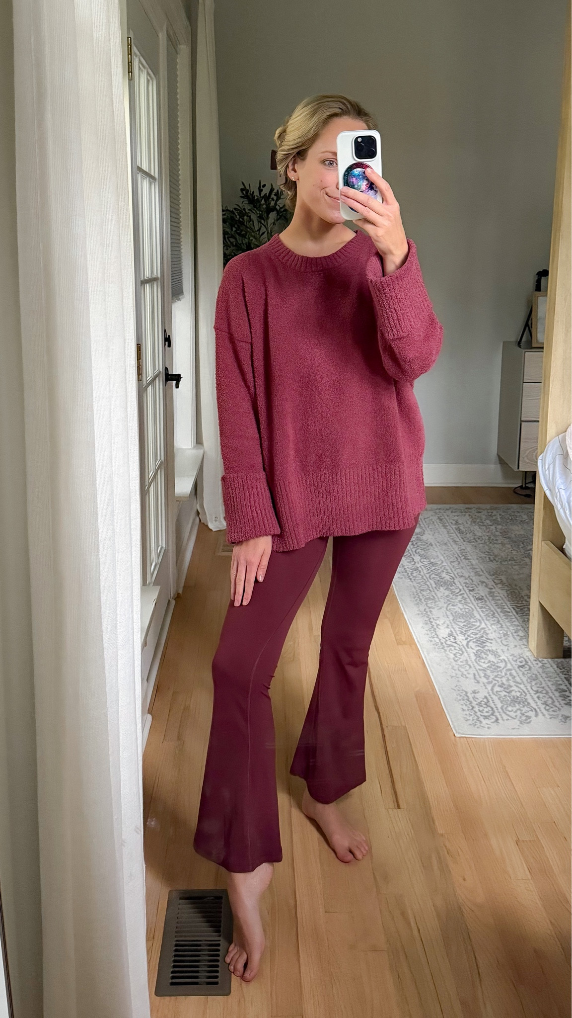 Comfy outfit loungewear free people dupe cozy sweater oversized sweater amazon sweaters 

#LTKfindsunder50 #LTKfindsunder100 #LTKHoliday