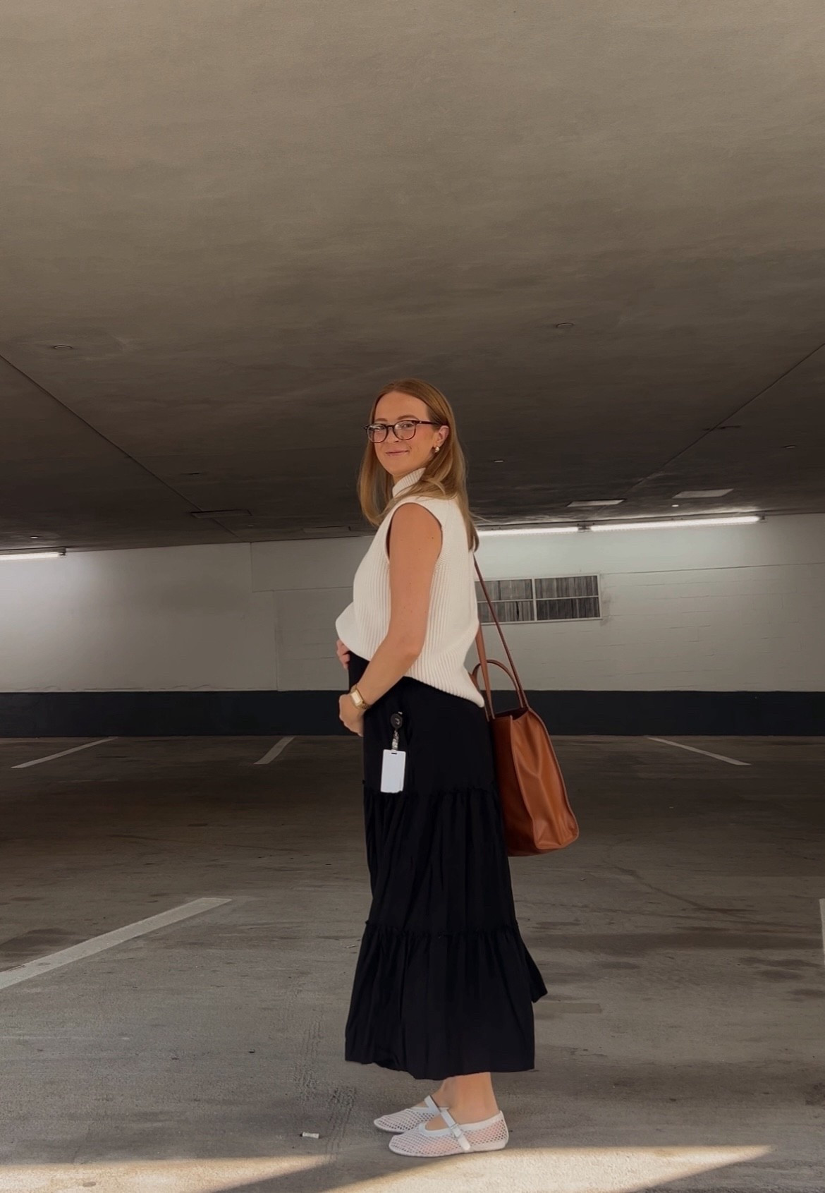 Office outfit idea!

Pregnant workwear, affordable workwear, business casual 