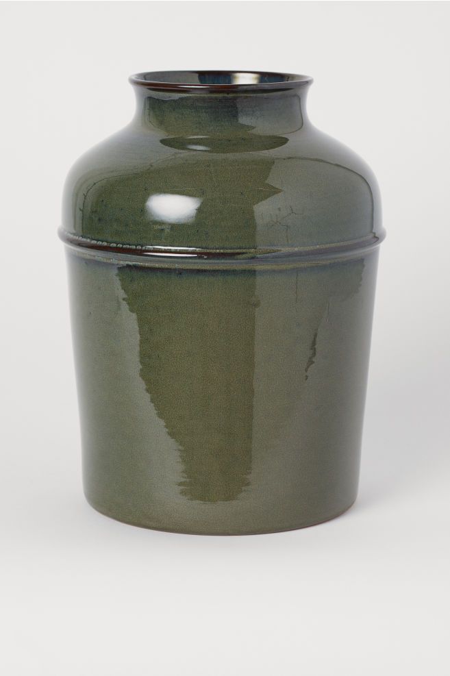 Large earthenware vase | H&M (UK, MY, IN, SG, PH, TW, HK)