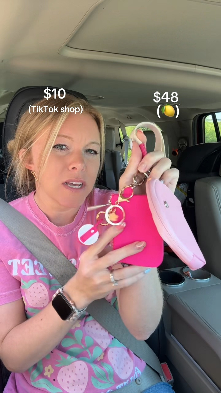 Love finding Looks for Less! This wristlet is worth every bit of $10-$15 but definitely not $50 lol this wristlet comes in a ton of different color options!

#LTKTravel #LTKItBag #LTKFamily