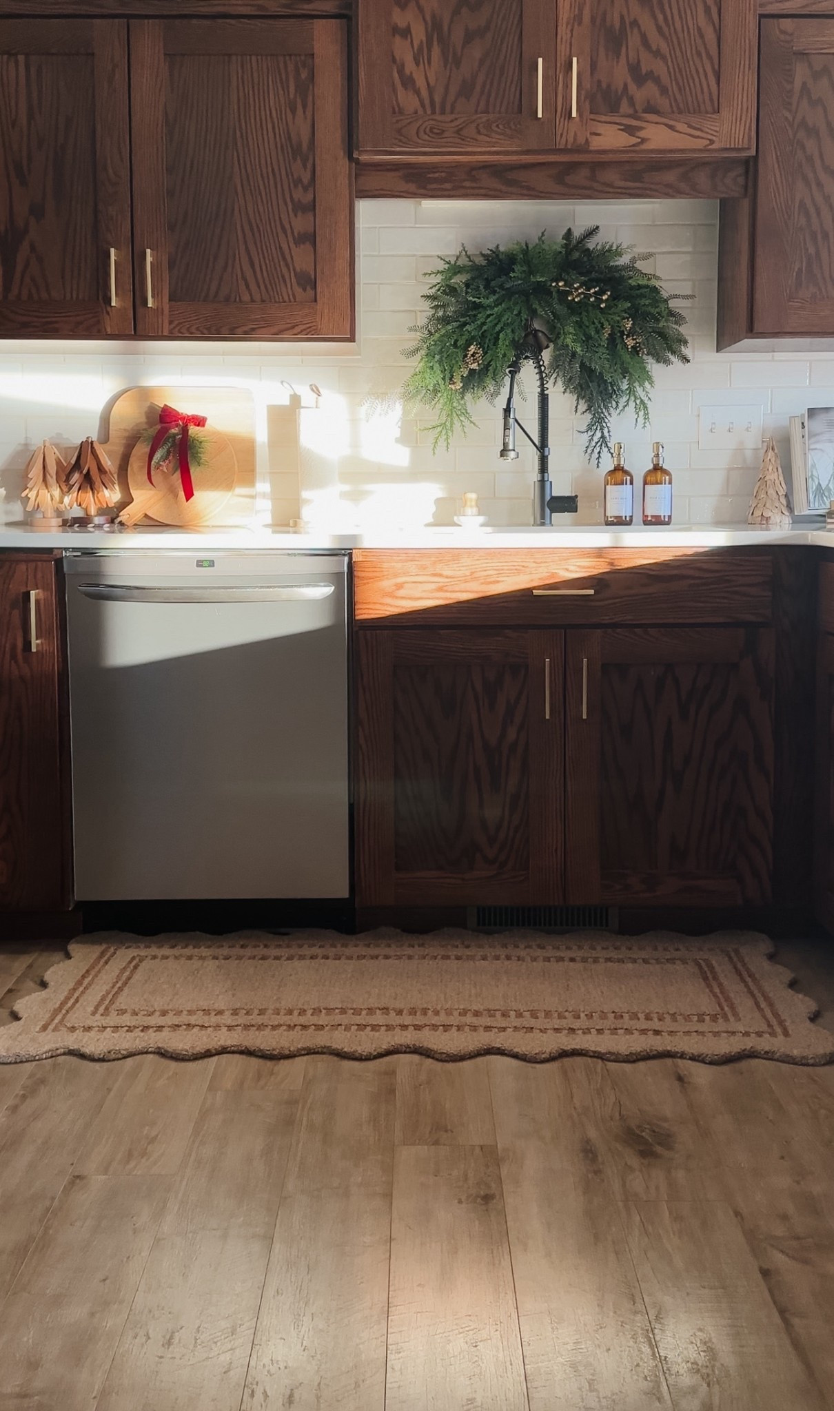 Subtle kitchen Christmas decor 

#LTKHome #LTKHoliday #LTKSeasonal