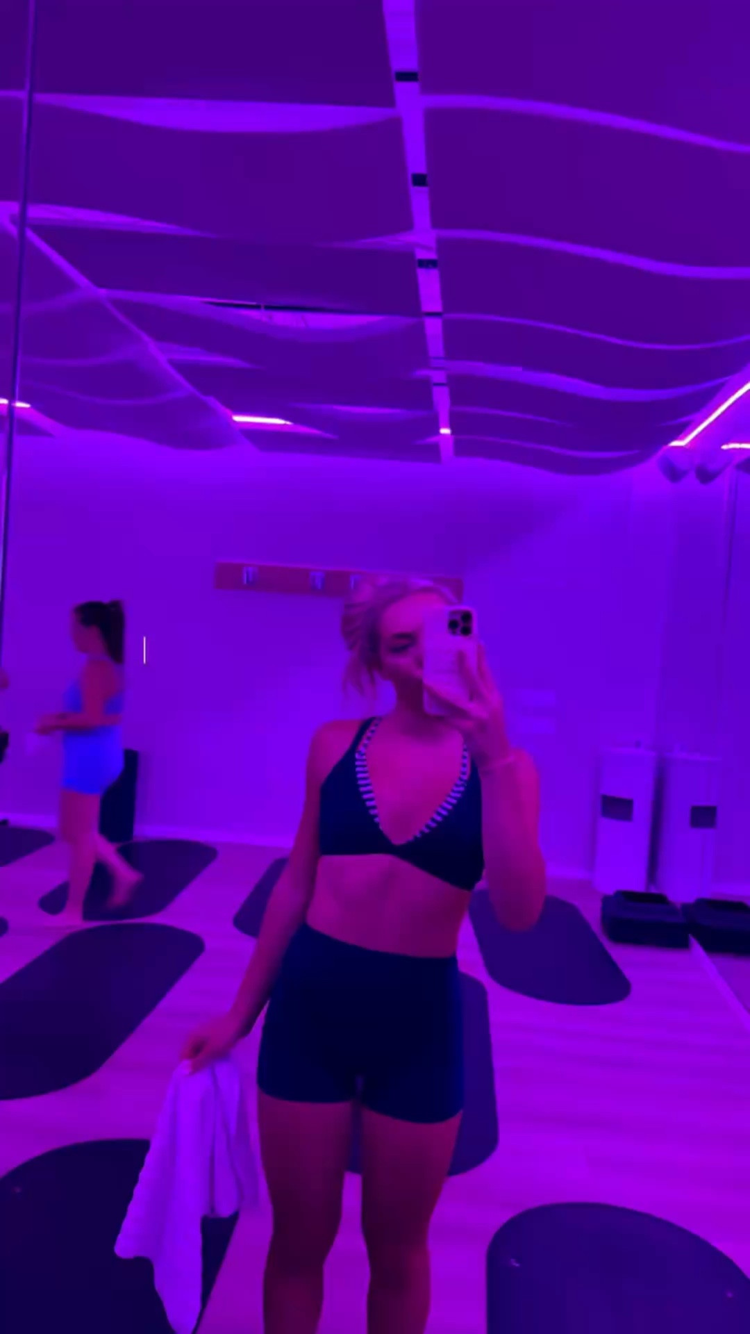 testing athletic brands at hot Pilates so you don’t have to!! what brand should I try next?? 🤸‍♀️💗🌷 #pilates #athleisure #workoutset #wellness