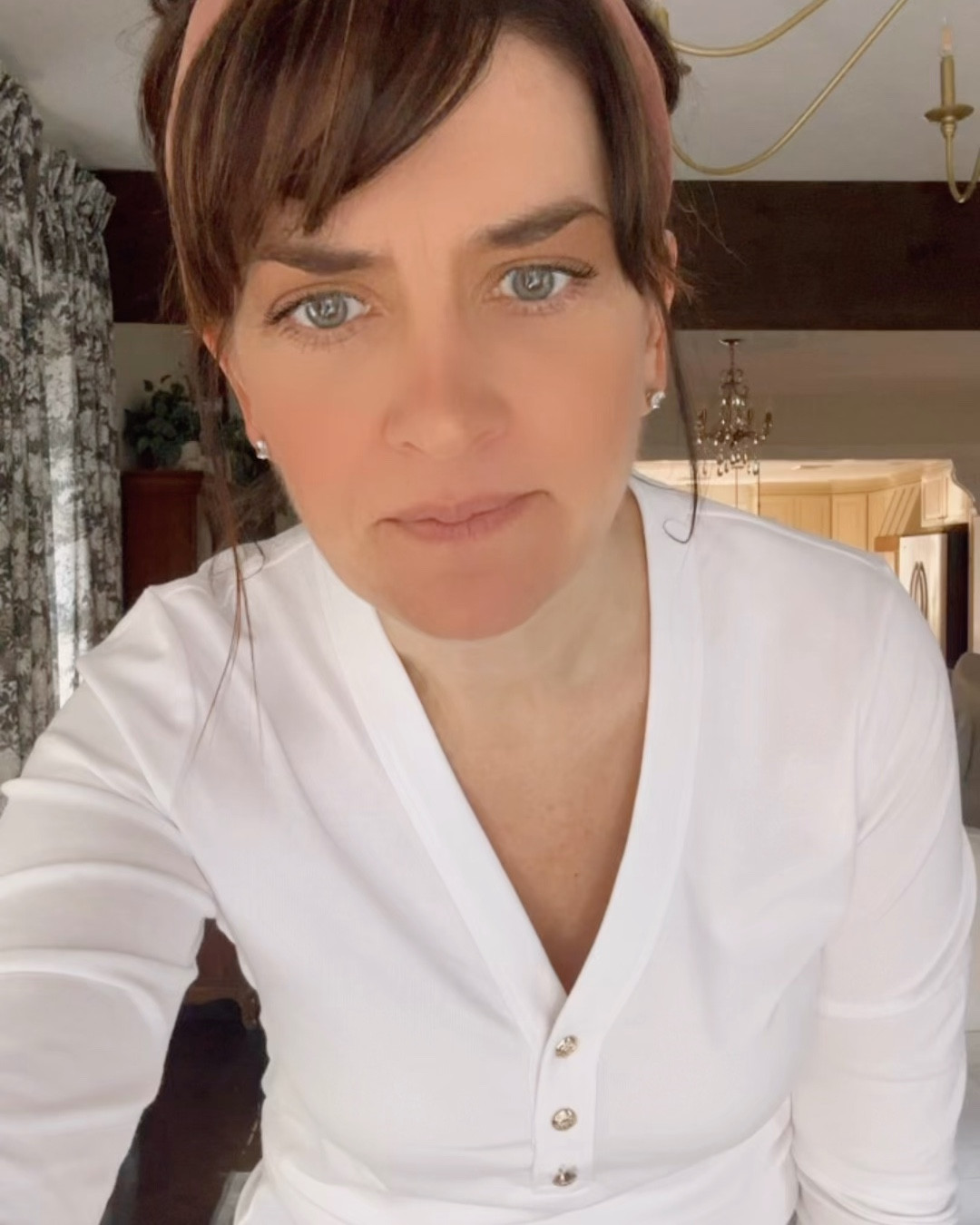 My #ootd. Walmart is killing it in the clothing department lately, I’ve been buying most of my clothes from there. I’m wearing a small in the henley, and a 6 long in the jeans. My entire outfit is less than $50.

#LTKootd #LTKTall #LTKFindsUnder50