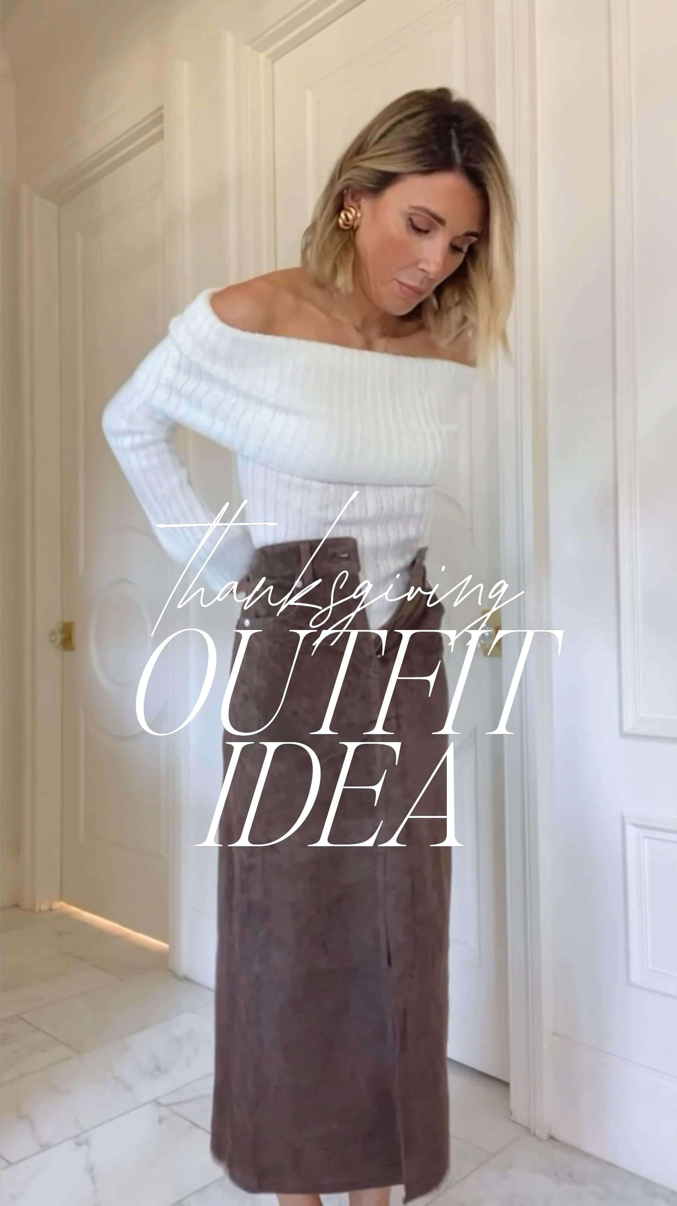 Fall outfit idea. Love this suede skirt. 