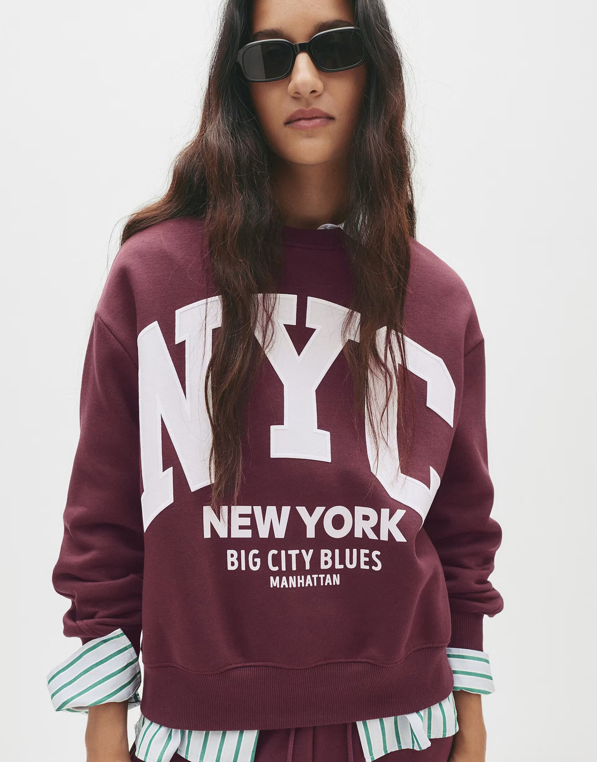 Pull&Bear Varsity nyc sweatshirt in burgundy | ASOS | ASOS (Global)