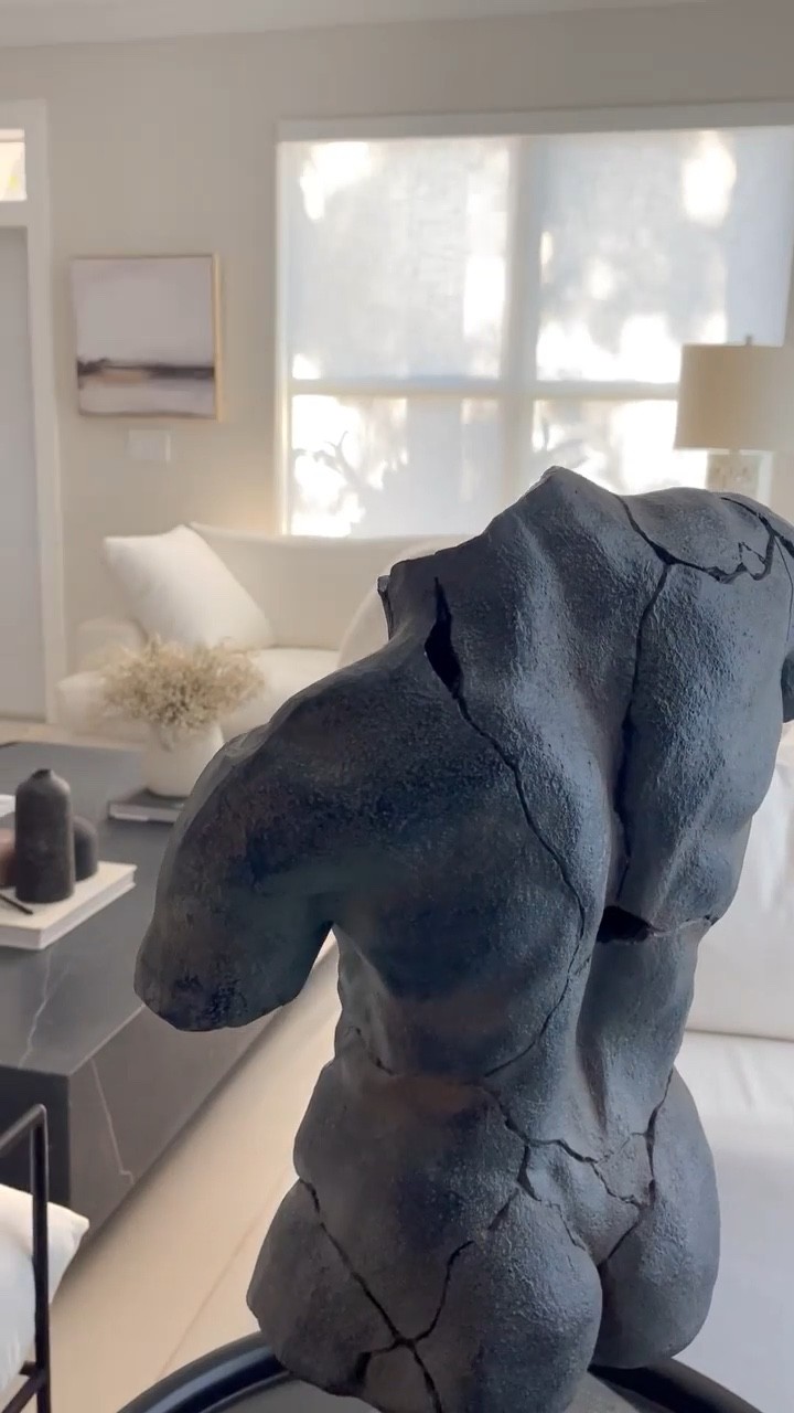 Shop my black and white home decor
#homedecor #blackandwhitehome #homestyling

#LTKhome #LTKsalealert #LTKstyletip