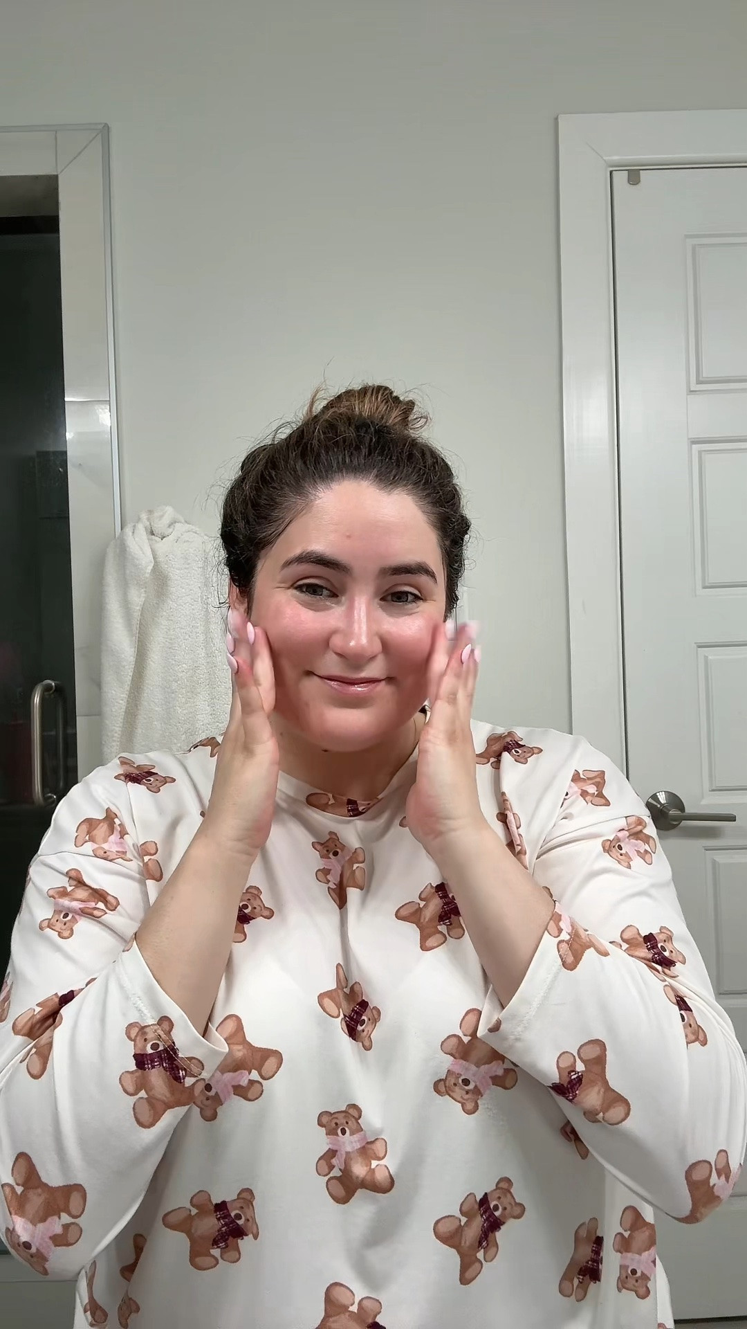 My skin always gets a lot of love from y’all (beauty filter or not 🤭) and it ALWAYS shocks me because I’m just a girl with adult acne that has to be v careful 😅 This is the currently line up I’ve been using after sweaty work out classes! Lmk if you have questions and I’ll share on my LTK shortly!  @Neutrogena @The Ordinary @Kiehl's Since 1851 @CeraVe @One Skin #postworkoutroutine #skincare #morningskincare #grwm #acneproneskin acne prone skin, adult acne, dry skin, aging skin, mom life, morning routine

#LTKdayinmylife #LTKgrwm #LTKmorningroutine