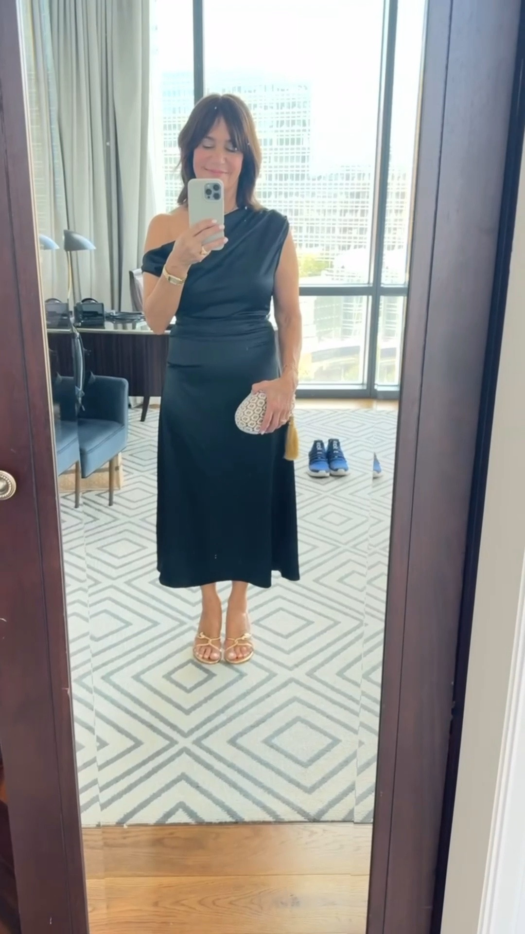 Went to a wedding the other weekend and wore one of my favorite dresses! I own this in multiple colors and it’s always my go-to when I don’t know what to wear!

#LTKWedding #LTKOver40 #LTKSeasonal