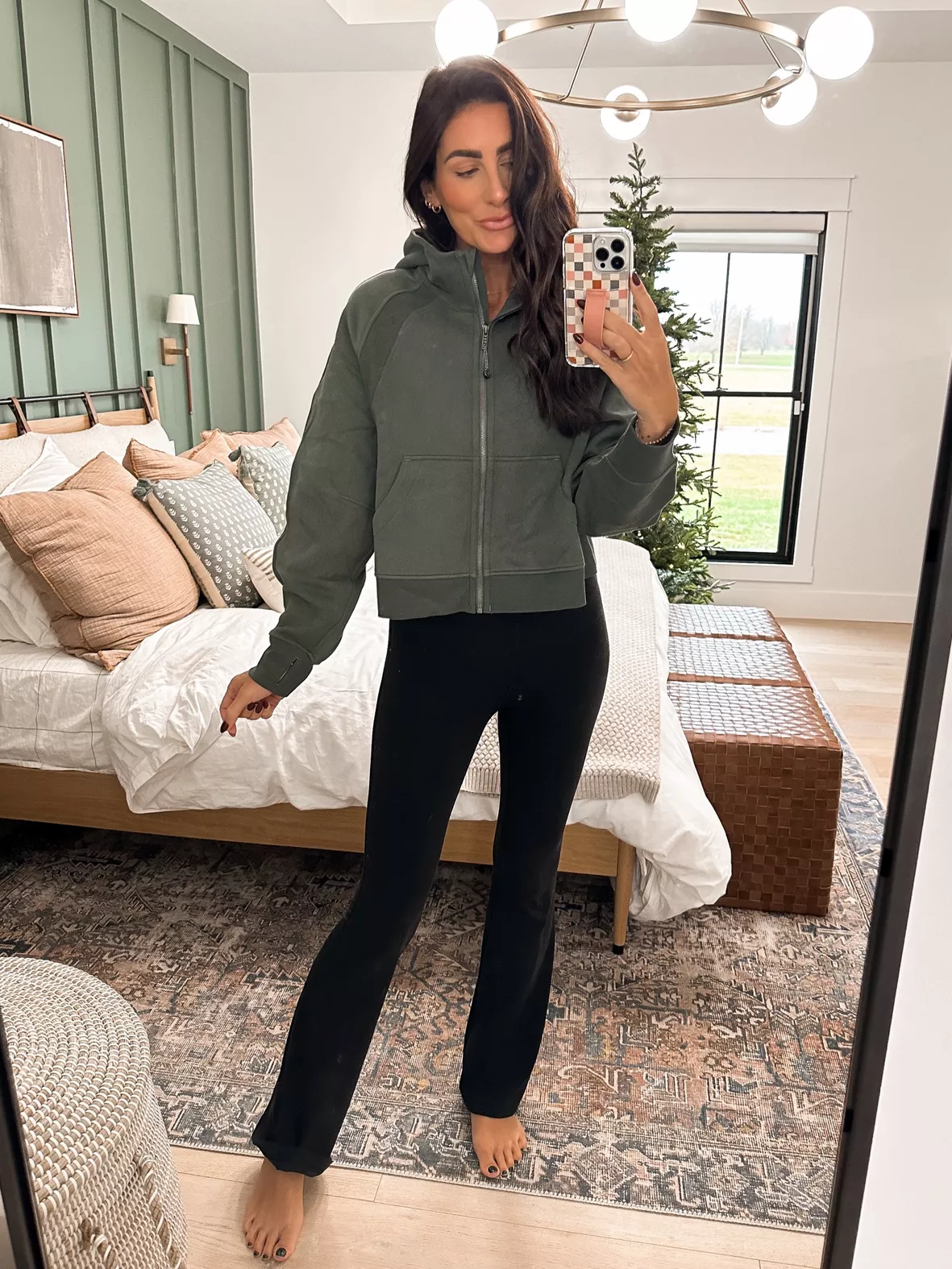 Lululemon Scuba Hoodie Green Size 2