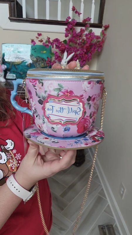 Just arrived! My new #SpilltheTea purse Perfect for Teatime, London, Paris, spring, derby and beyond! #purse #livinglargeinlilly 

#LTKitbag #LTKstyletip