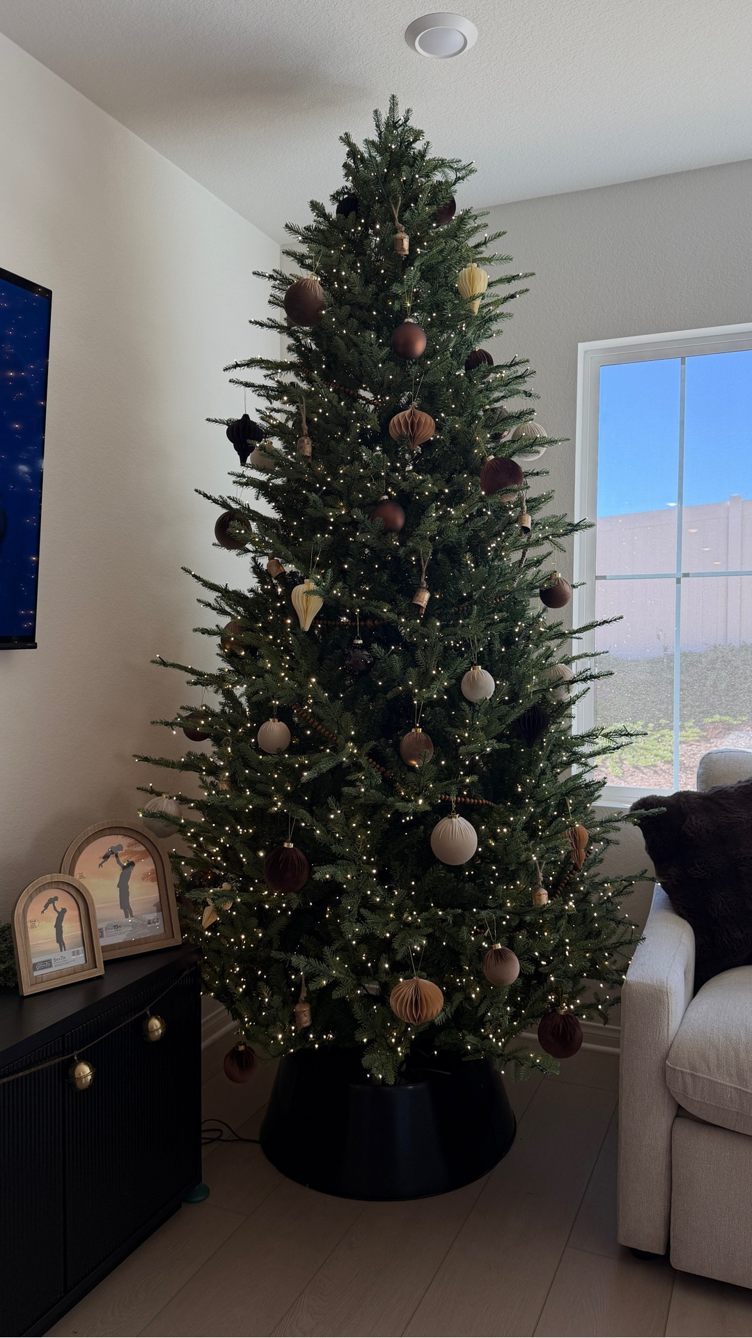  christmas decor 2025 🤎 neutral, brown and cozy are the vibes this year! 