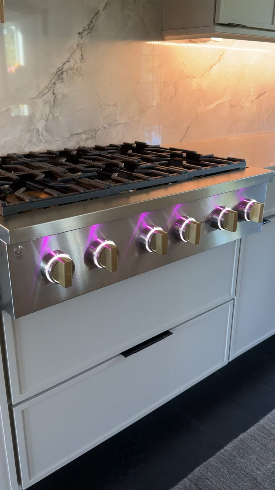 Monogram Range 6-Burner by GE
#Range #Oven #Appliances #SafetyFeature #LuxuryAppliances


#LTKHome #LTKFamily #LTKVideo