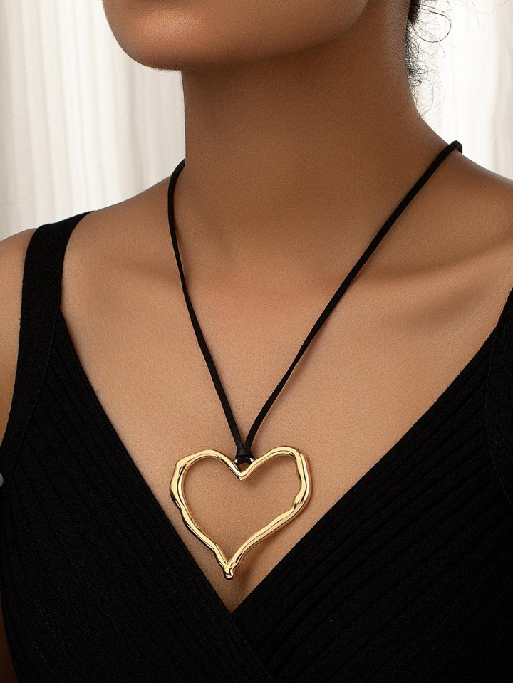 1pc Heart Charm Wrap Choker Necklace for Women | SHEIN