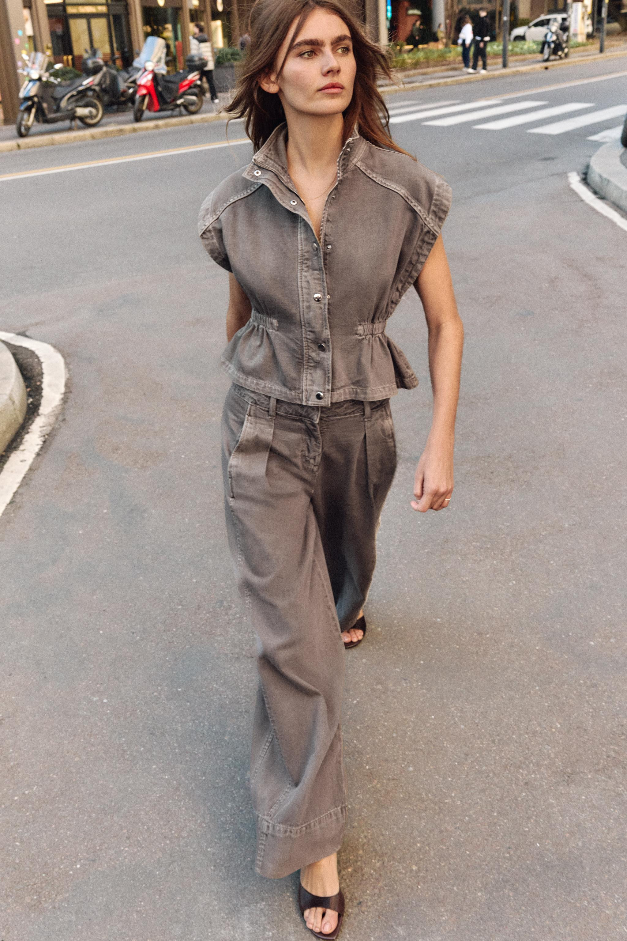 Z1975 MID-RISE WIDE LEG DART JEANS | Zara US