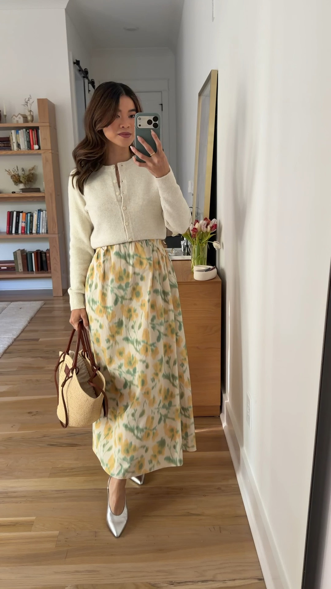 Easter outfit! Dress size 00

Spring dress, floral dress, cream cardigan, yellow dress, summer dress, bridal shower dress, baby shower dress 

#LTKootd #LTKPetite #LTKgrwm