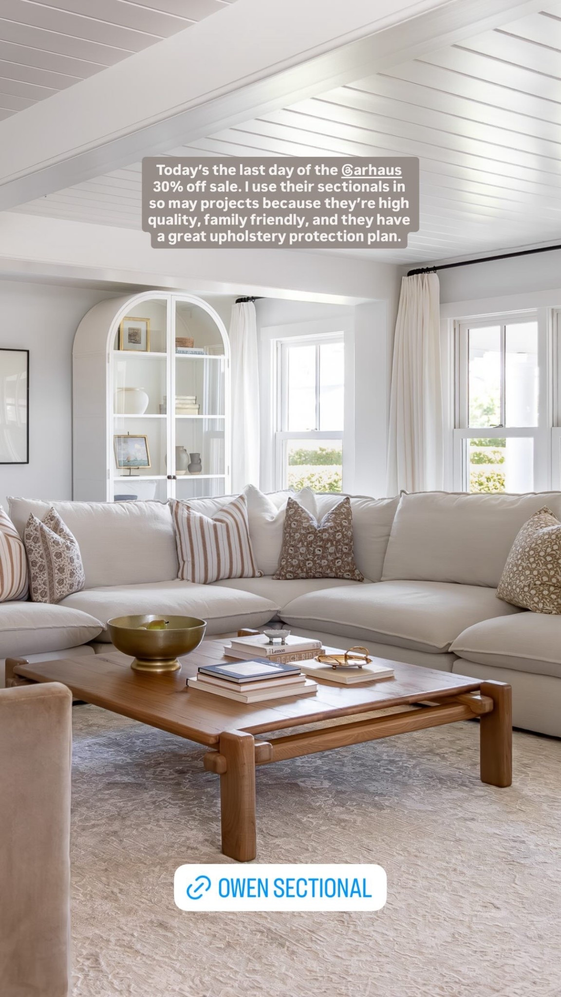 Today’s the last day of the @arhaus 30% off sale. I use their sectionals in so may projects because they’re high quality, family friendly, and they have a great upholstery protection plan.