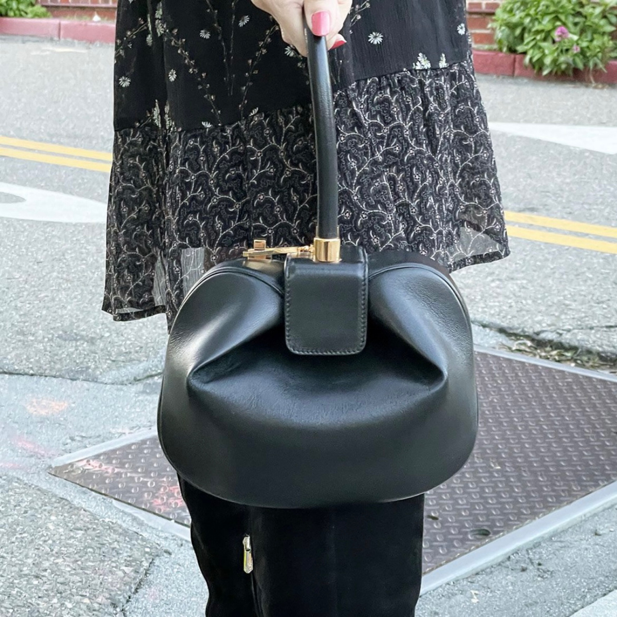 Loving this cute little pouch bag. It’s a timeless investment bag 💕💕

#LTKstyletip #LTKitbag
