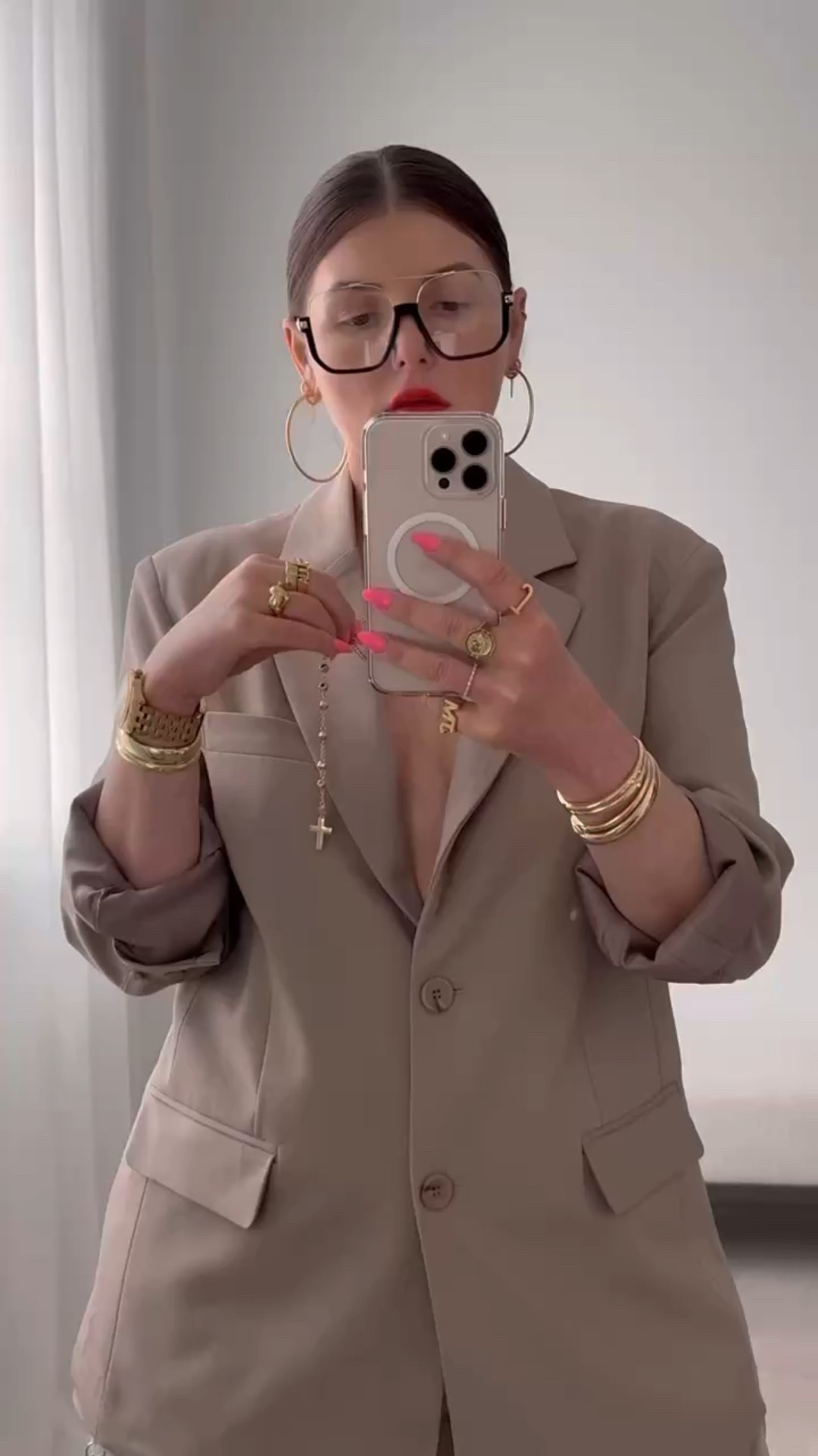 Blazer
 jewelry 
Earrings
Rings
Bracelet 

#LTKGiftGuide