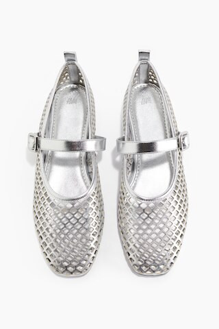 H & M - Perforated Mary Jane Ballet Flats - Silver | H&M (US + CA)