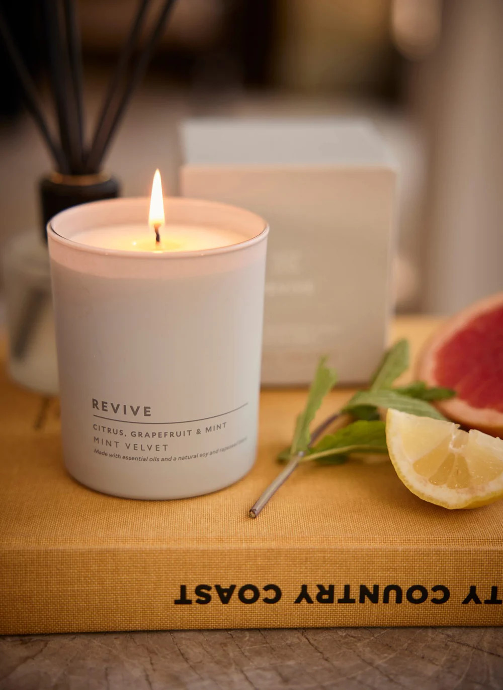Revive Citrus & Mint Candle | Mint Velvet