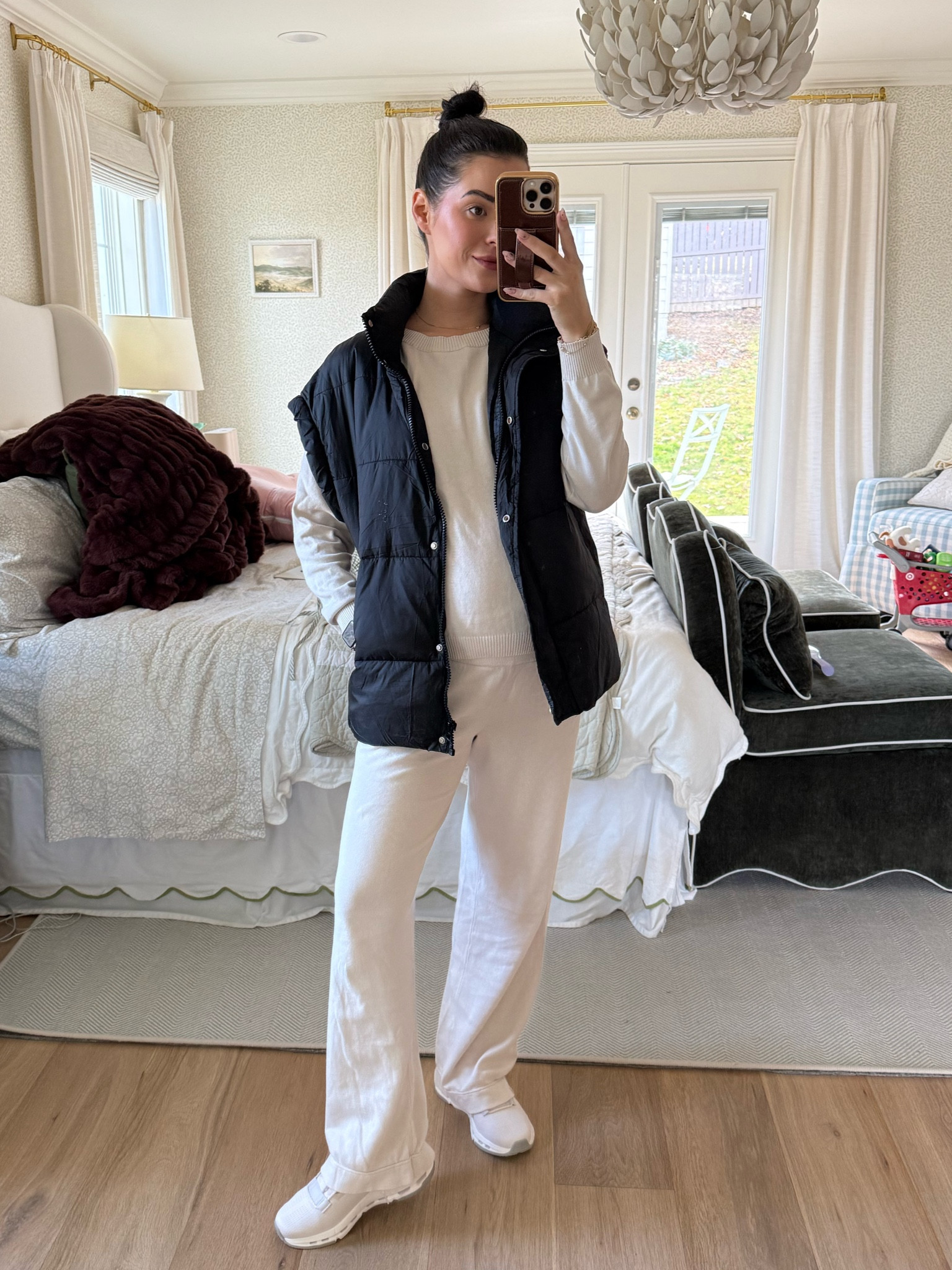 Comfy loungewear set / this set is old barefoot dreams but I’ve linked similar!

#LTKShoeCrush #LTKBump