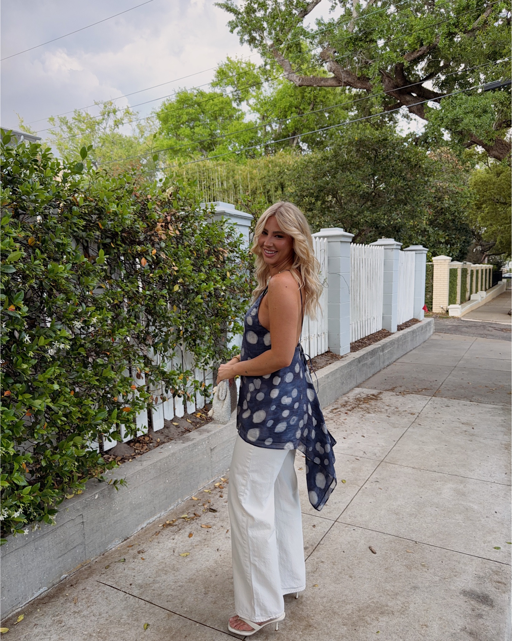 The perfect spring outfit, I might wear this exact outfit for Easter and definitely wearing this tank all summer long 

#LTKgrwm #LTKootd