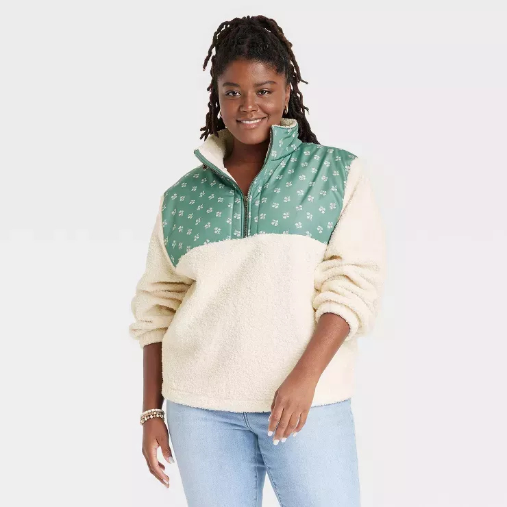 Universal thread 2024 sherpa sweatshirt