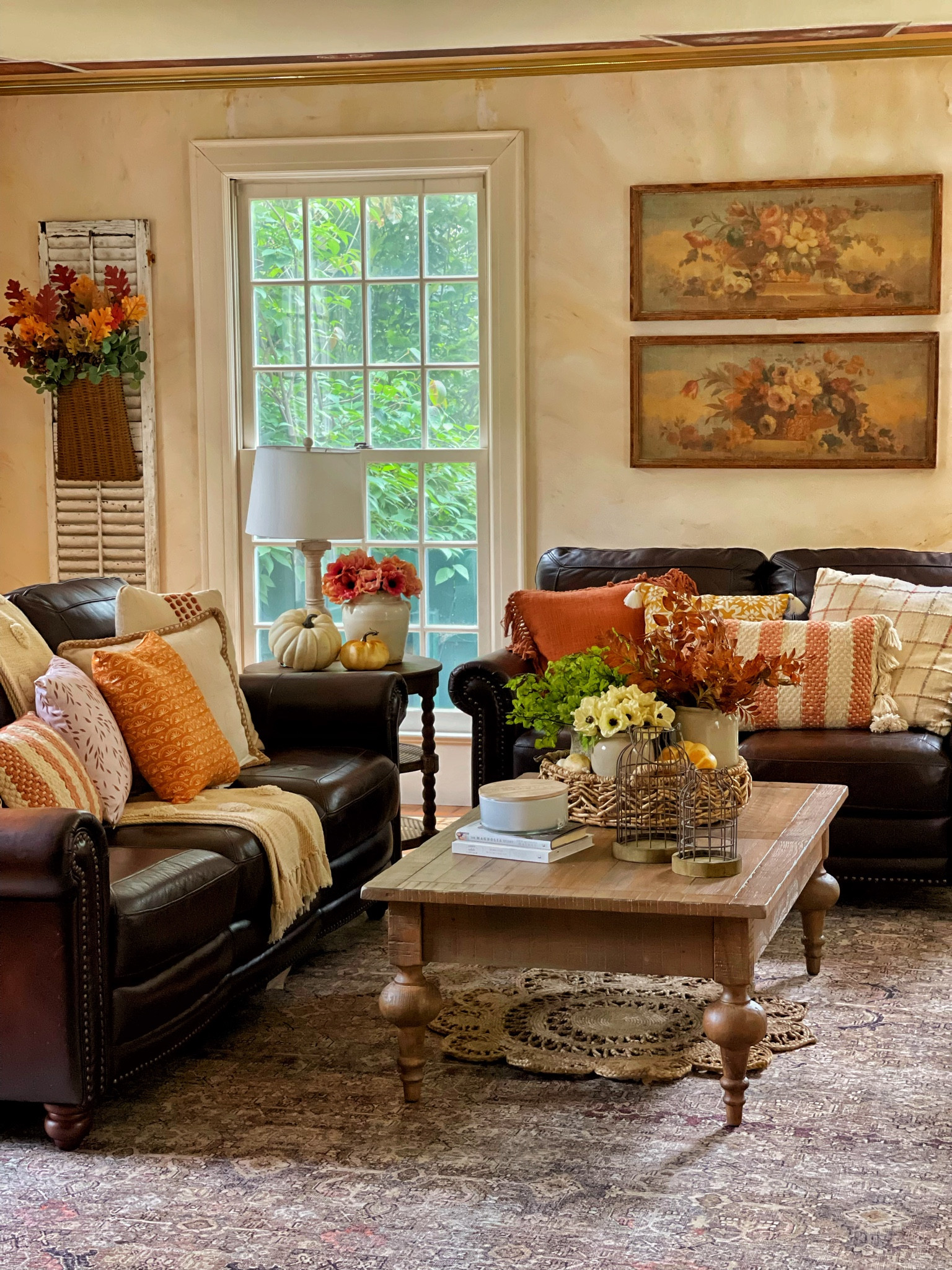 Vintage Farmhouse Cozy Living Room 

#LTKSeasonal #LTKSale #LTKhome