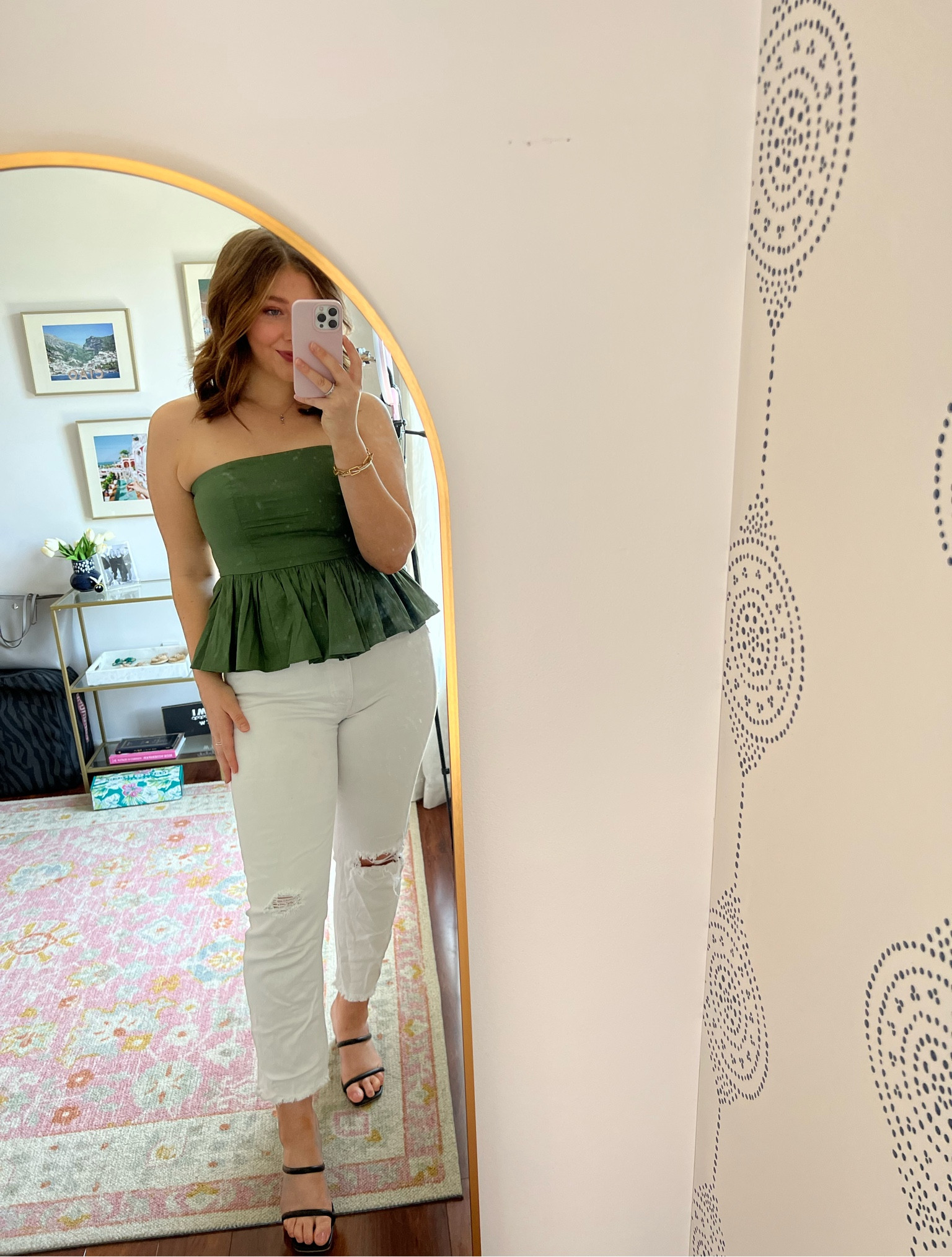 This J.Crew top >> 

#LTKSeasonal #LTKfit #LTKcurves