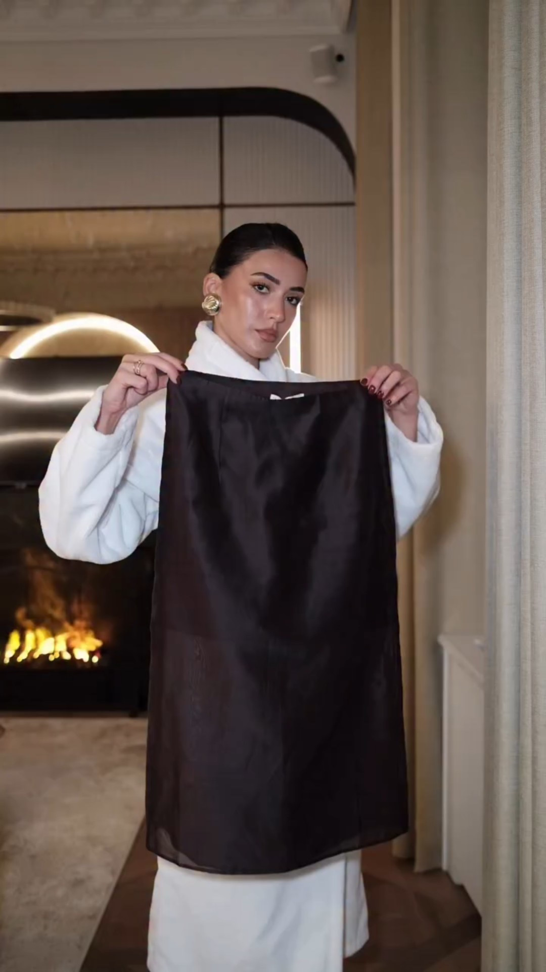 holiday chic, elevated by @everlane’s festive luxury collection. #everlanepartner
