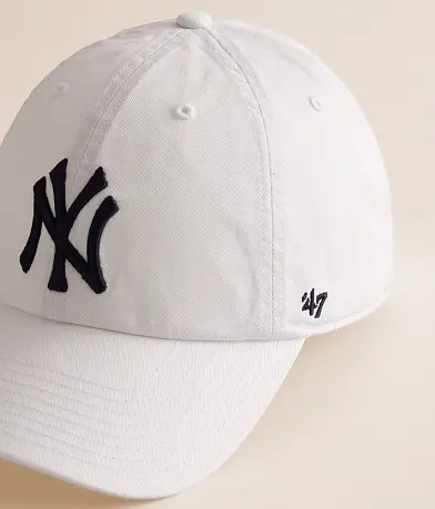 New York Yankees Hat | Buckle