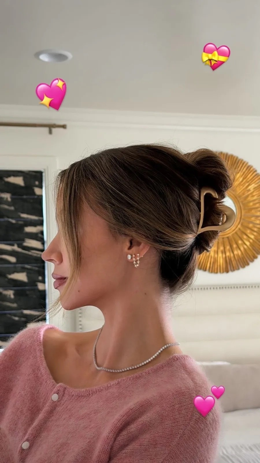 love this heart hair clip!! would make the cutest vday gift too (ON SALE FOR UNDER $10)

#LTKValentine #LTKBeauty