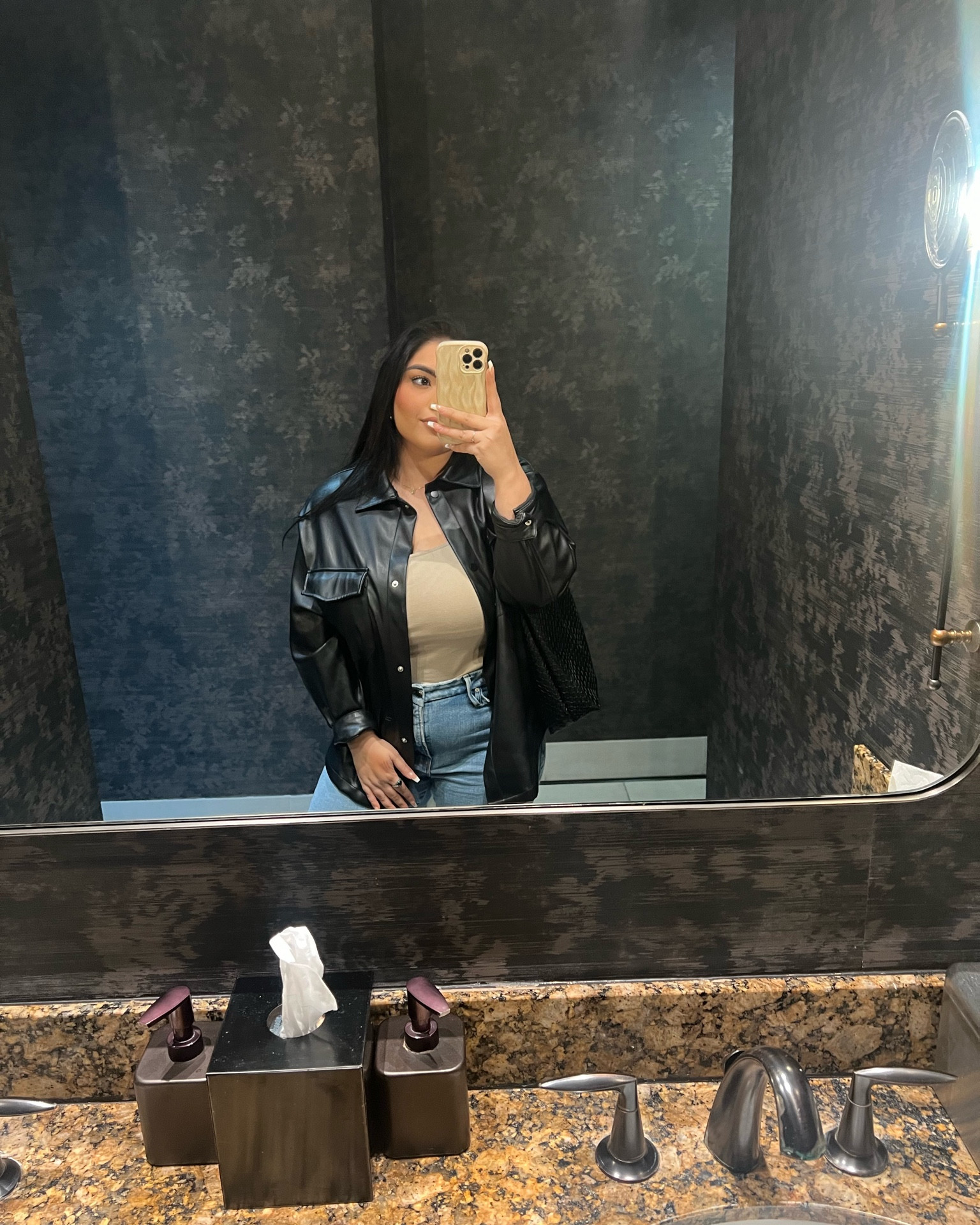 Casual work outfit 

#LTKworkwear #LTKstyletip #LTKbeauty