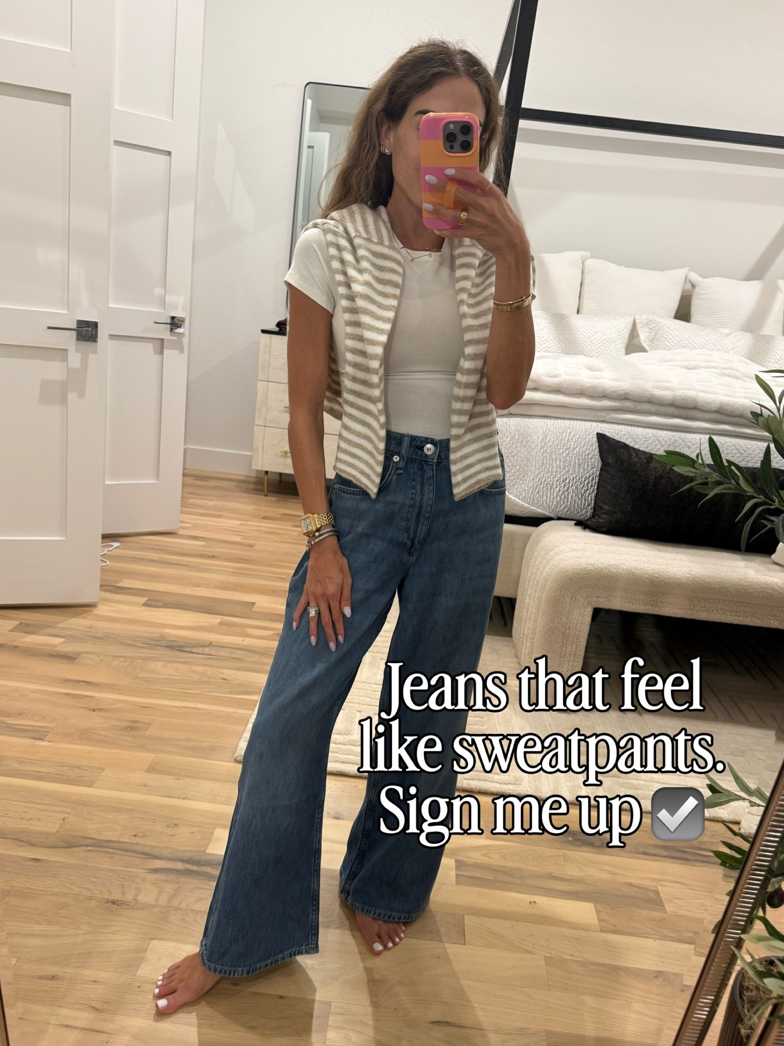 Jeans that feel like pajamas: sign me up! They’re petite friendly and on sale! Wearing size 23

#LTKPetite #LTKSaleAlert #LTKOver40