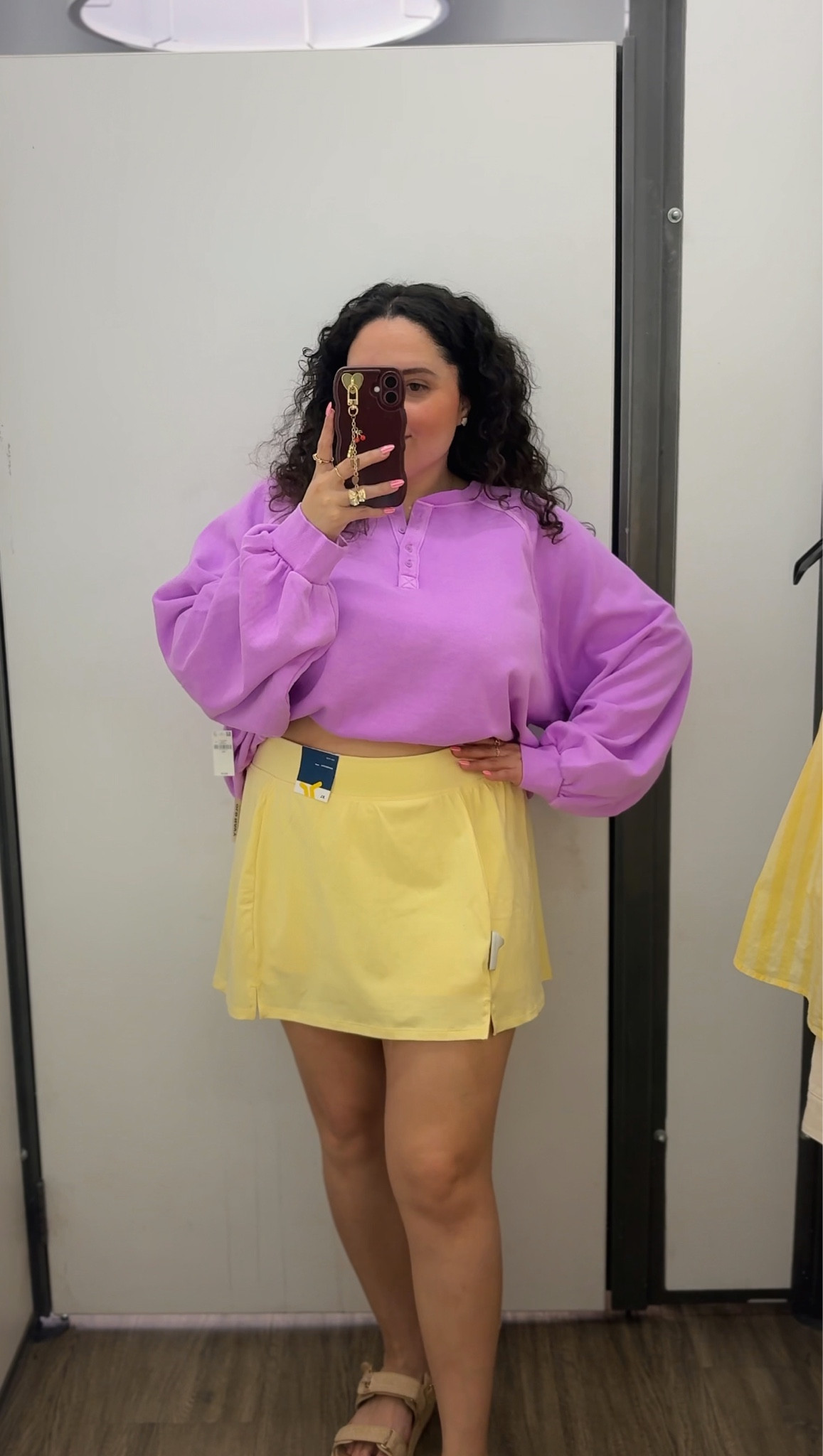 Casual spring outfit for midsize moms from Old Navyy

#LTKMidsize #LTKPlusSize #LTKSeasonal